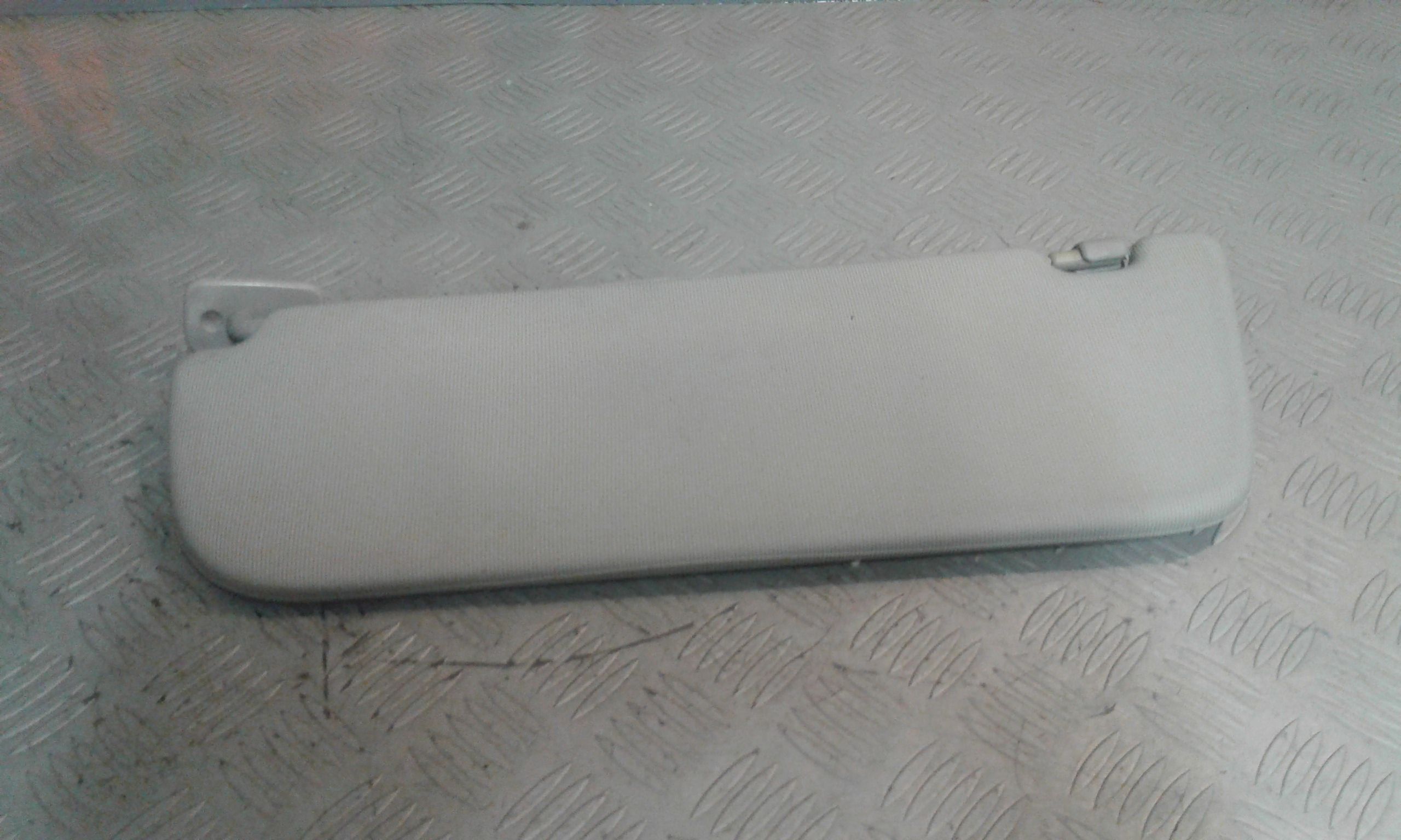 Aletta Parasole Parabrezza Destro 96405675 Usato