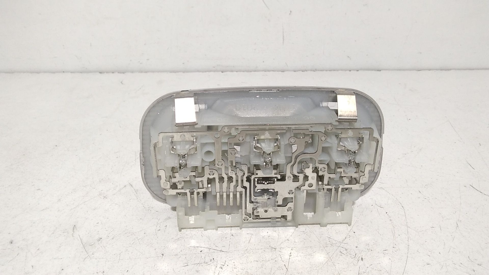 Luce Cortesia Ant. Tetto Usato