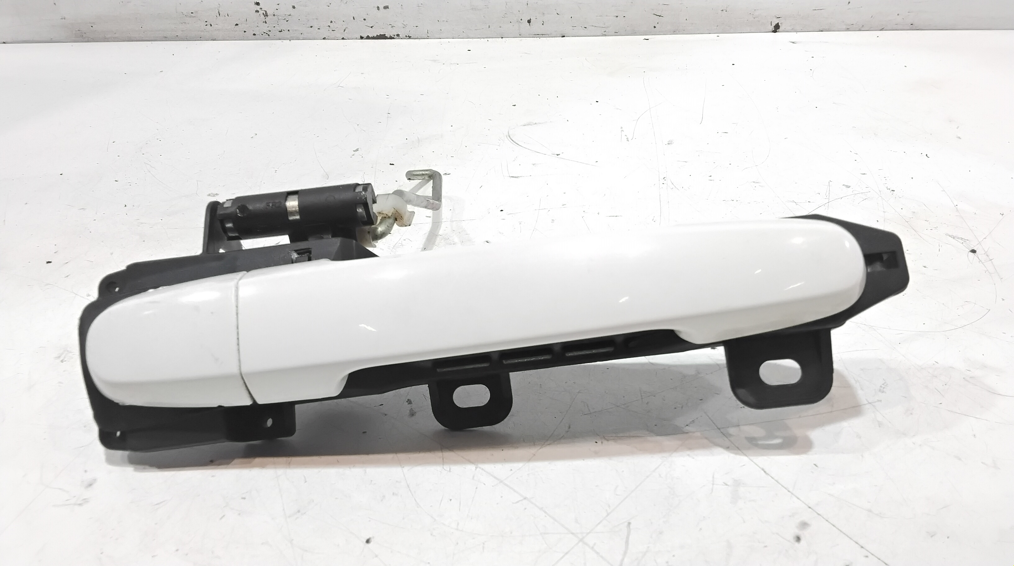 Maniglia Porta Ant. Destro 692100H030A0 Usato