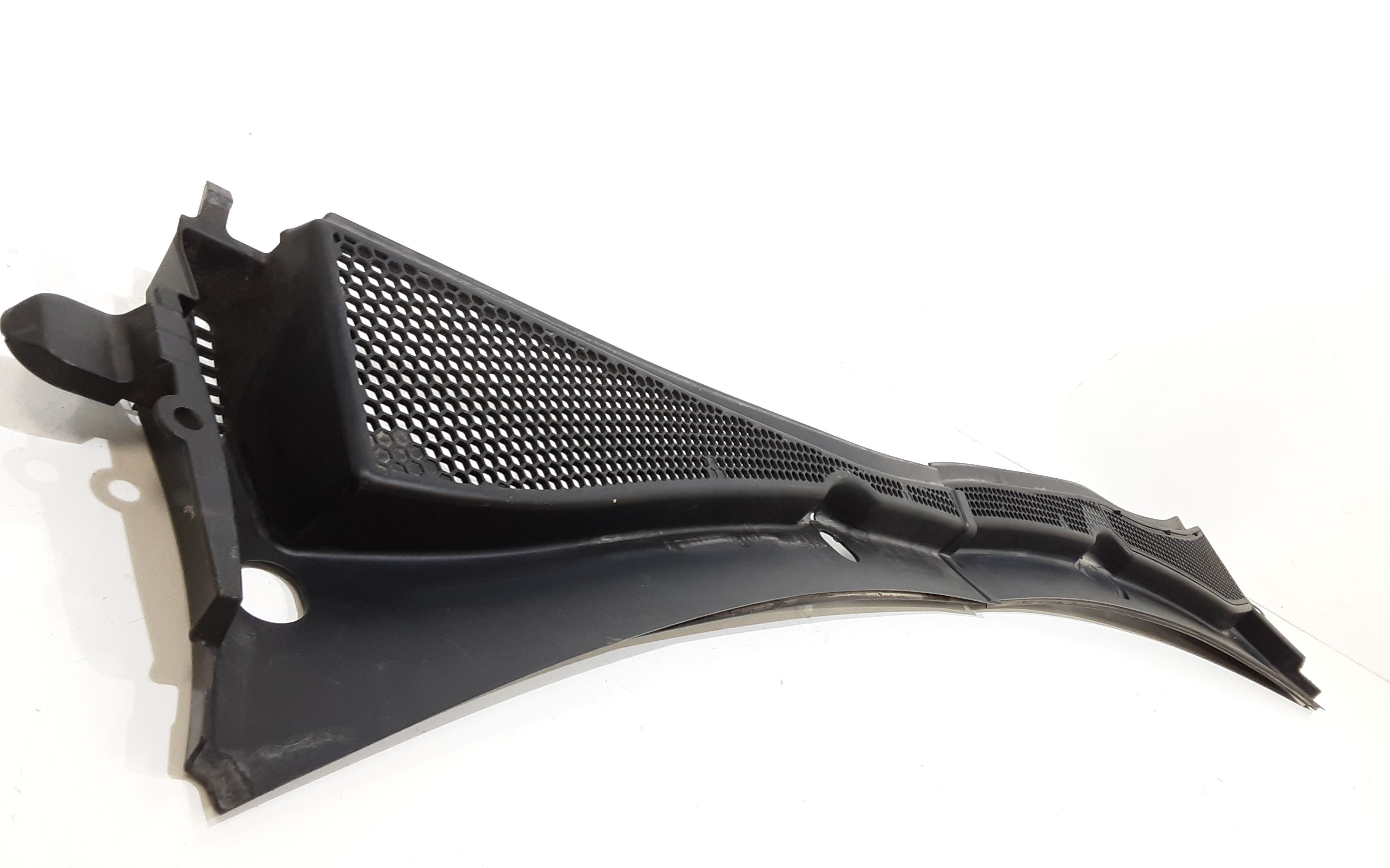 Grondina Sottoparabrezza, Griglia Sottoparabrezza Usato