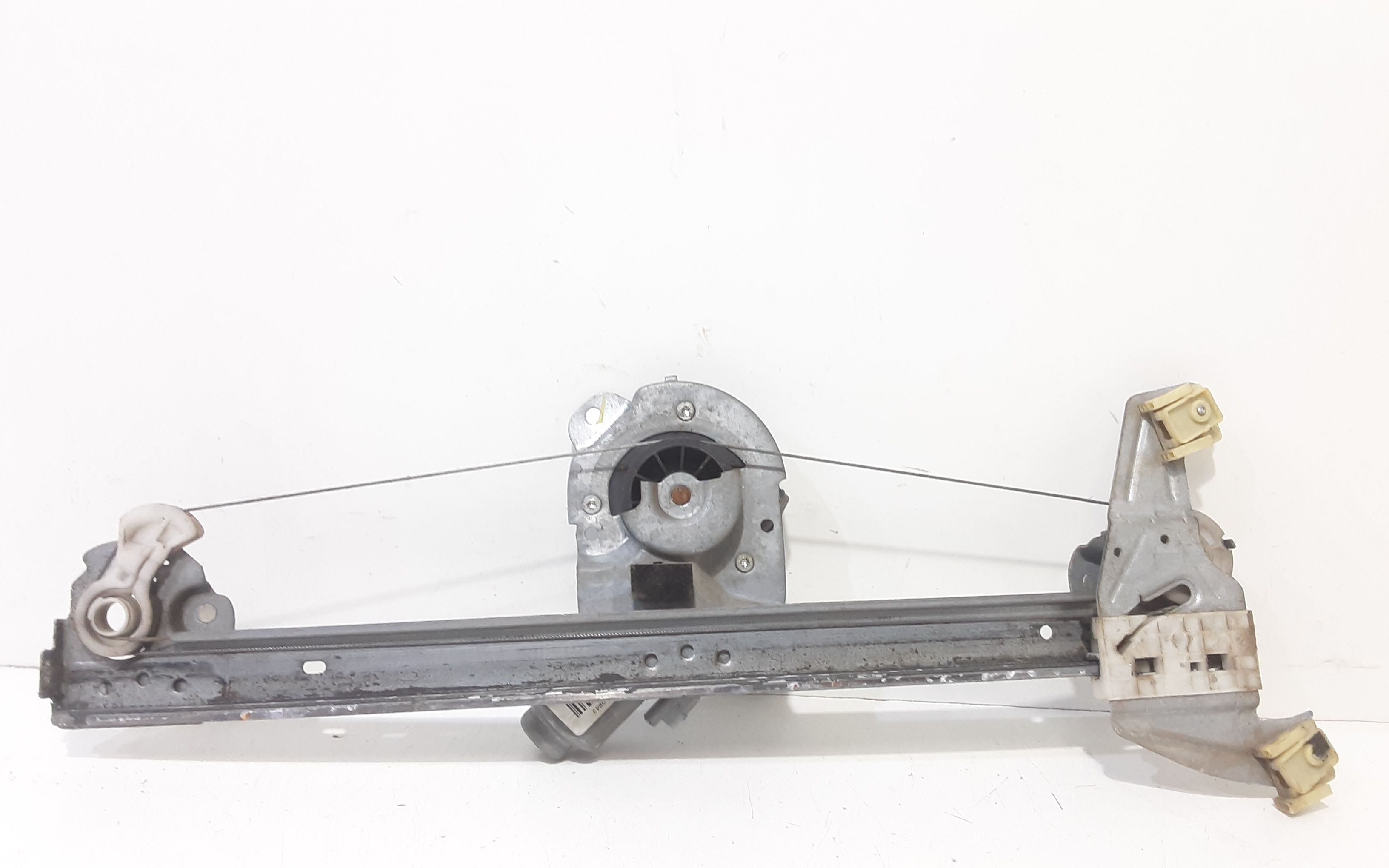 Alzacristallo Porta Ant. Destro 698100H010 Usato