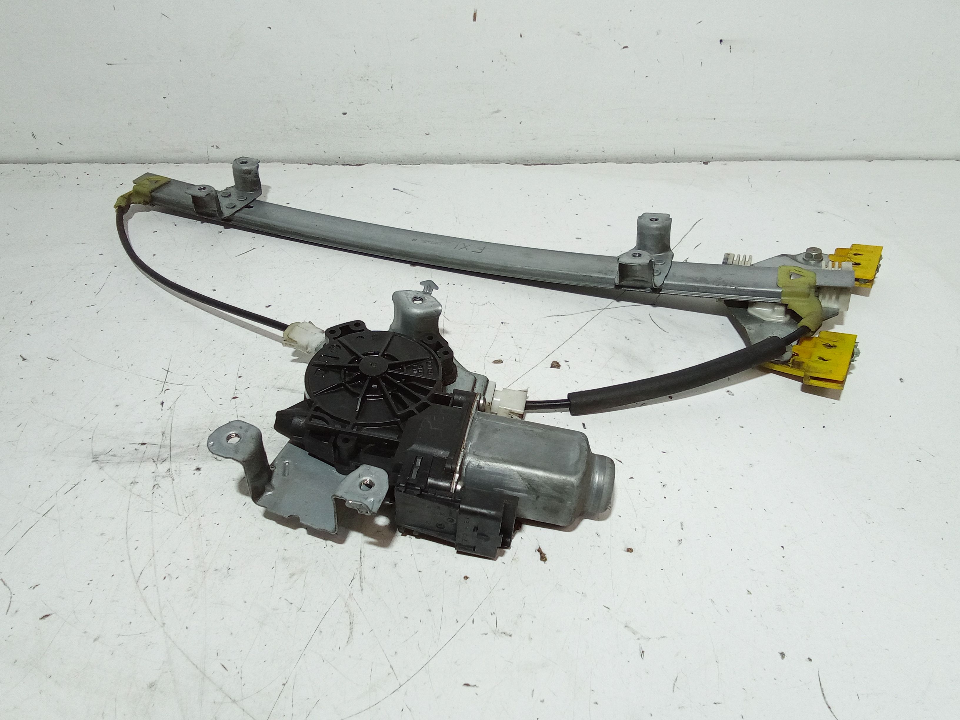 Alzacristallo Porta Ant. Sinistro Usato