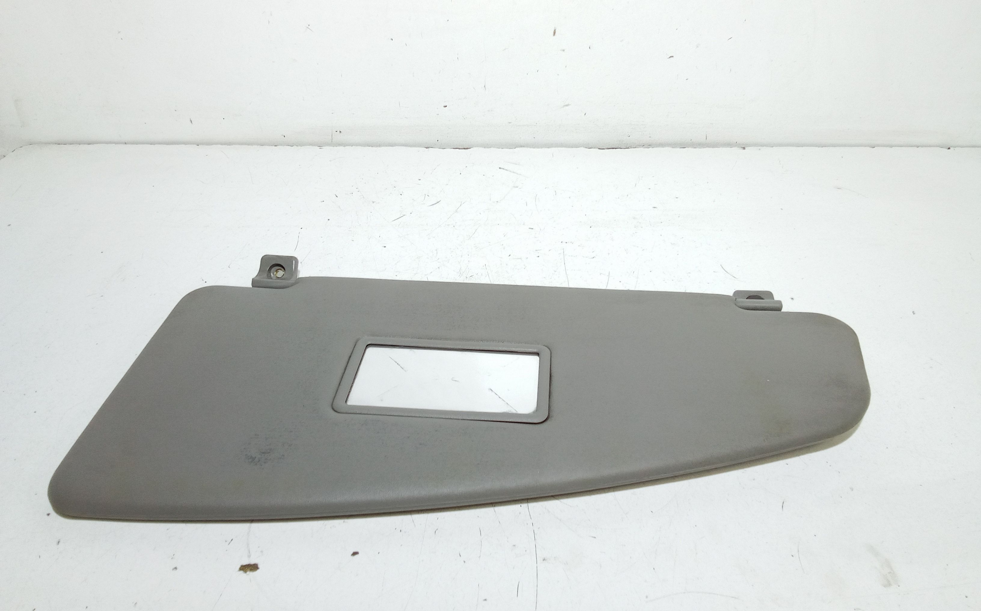 Aletta Parasole Parabrezza Destro 735294014 Usato