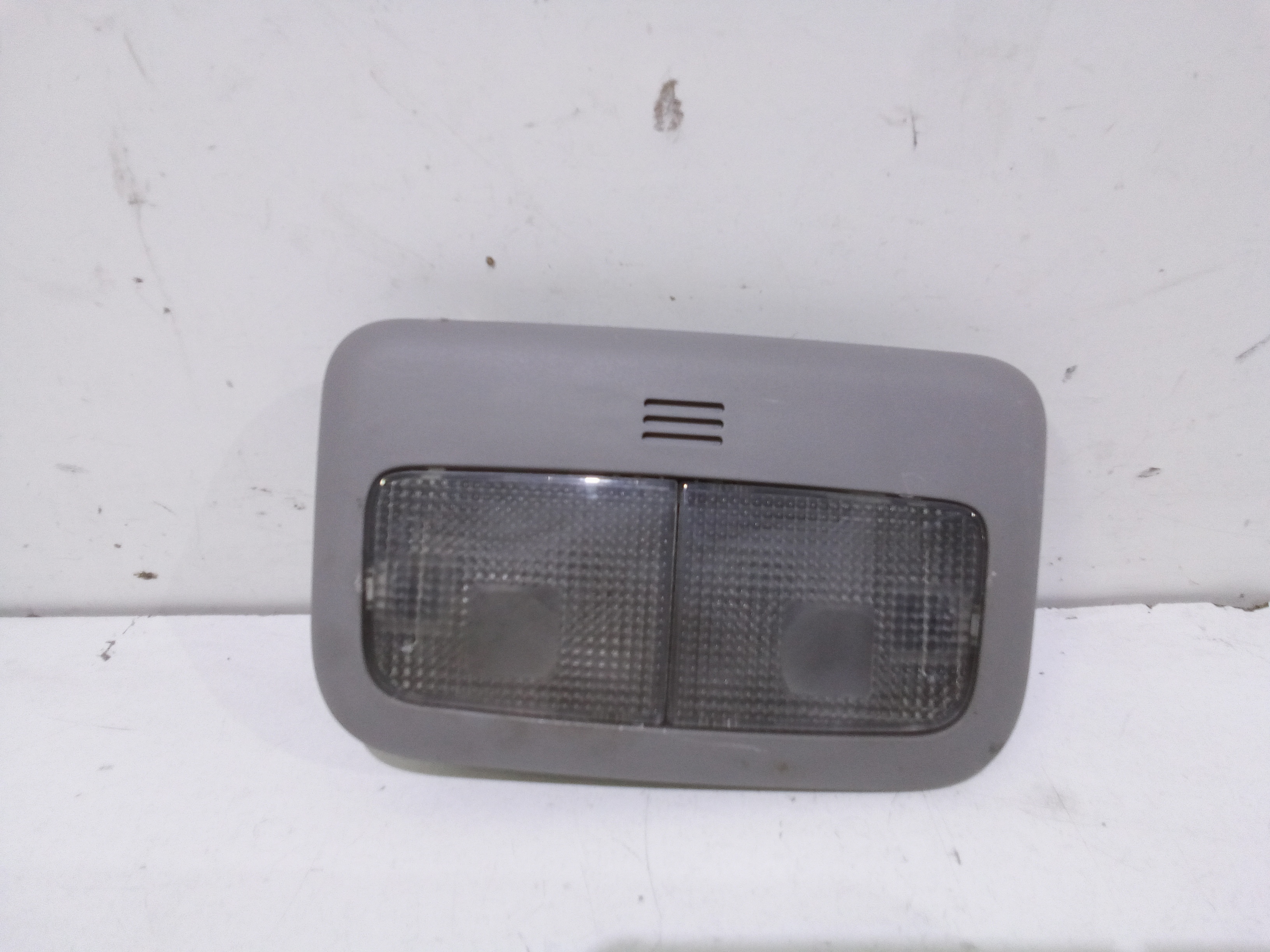 Luce Cortesia Ant. Tetto 8126052030B0 Usato