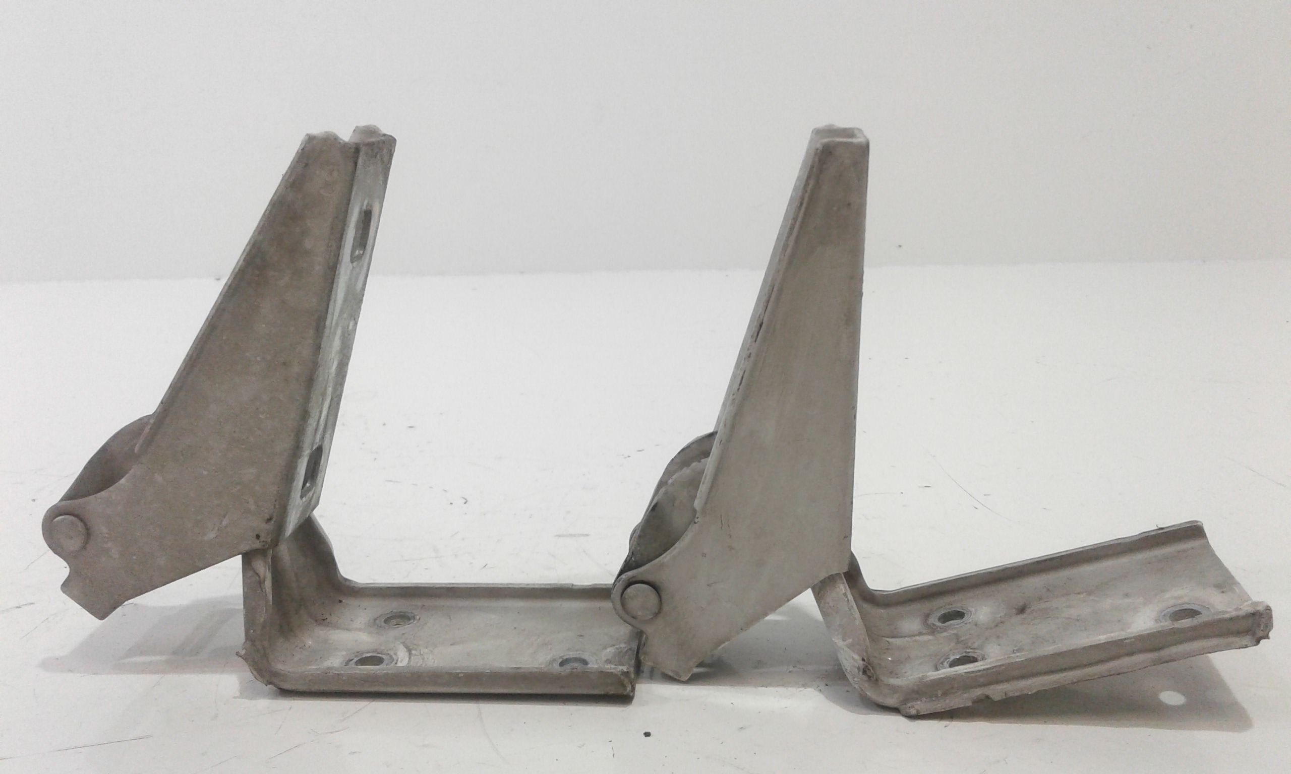 Cerniera Cofano Ant. Sinistro Usato