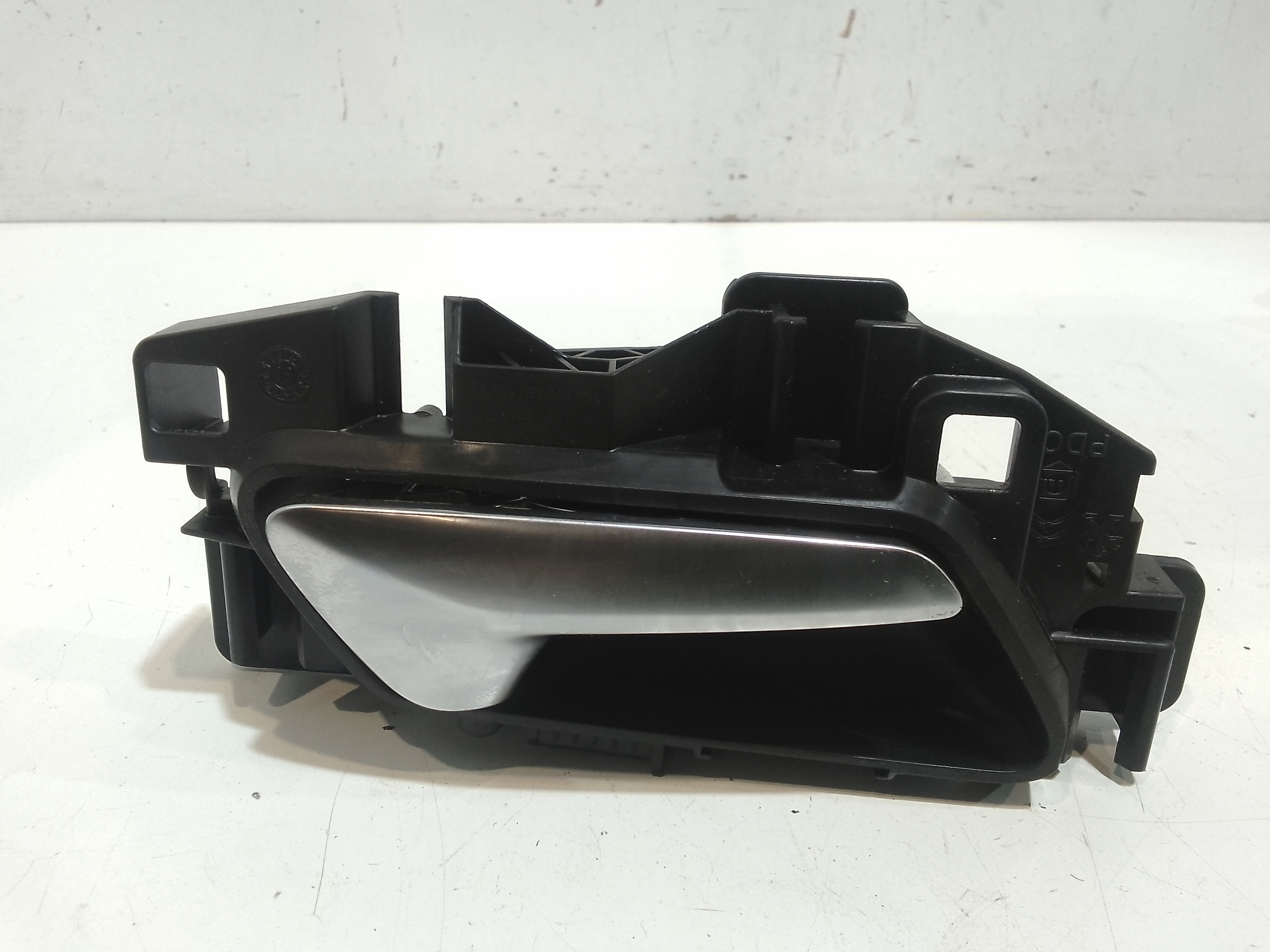 Maniglia Int. Apertura Porta Ant. Destro Usato