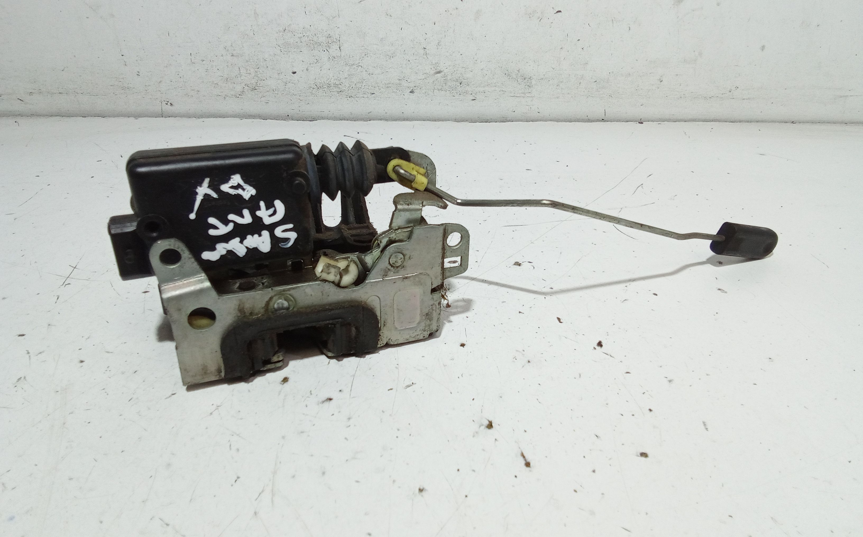 Serratura Porta Ant. Destro 805024299R Usato