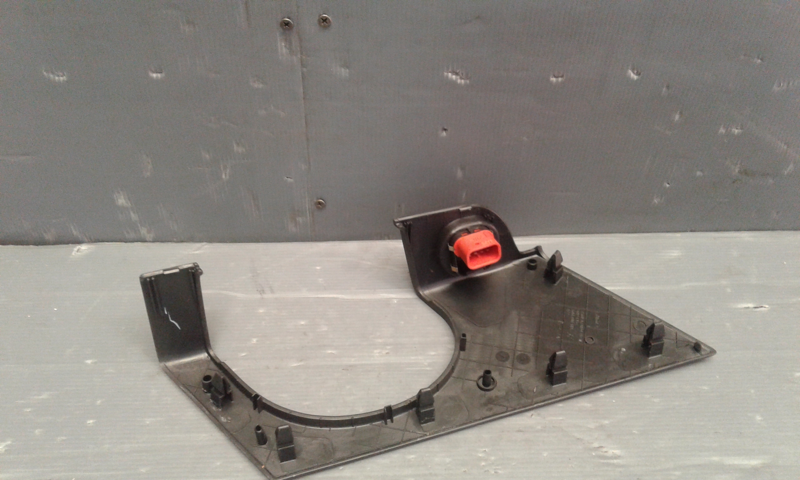 Interruttore Alzacristalli Porta Ant. Destro 1107243 Usato