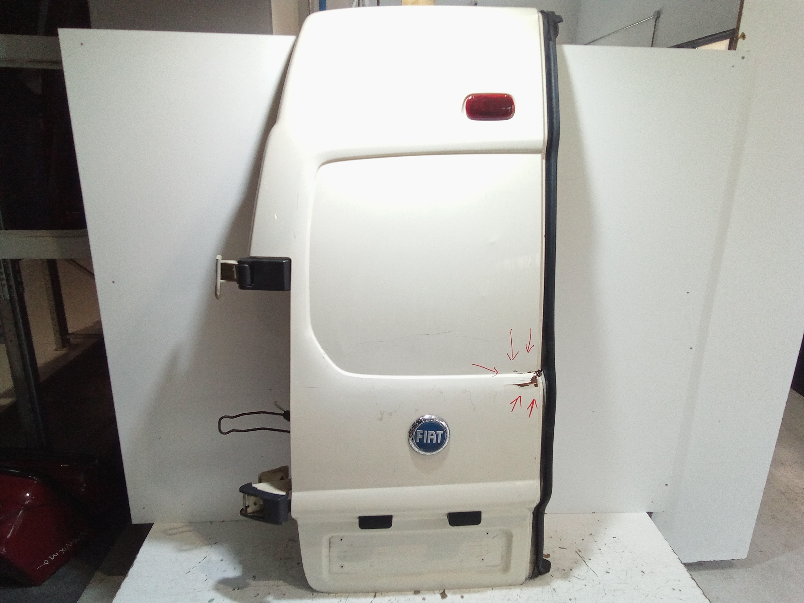 Porta Carico Post. A Battente Sinistro 1400428388 Usato