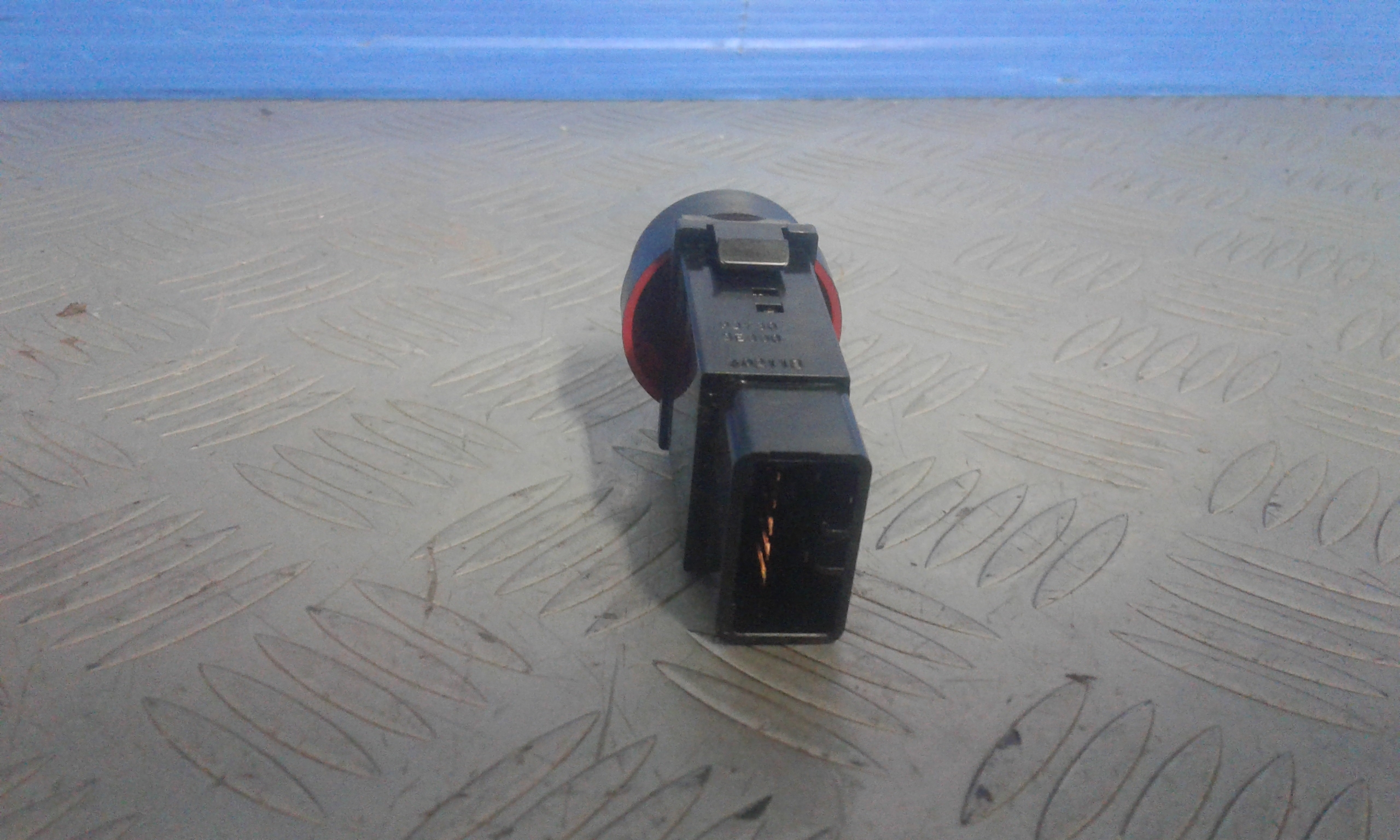 Interruttore Luci Emergenza 937303E000 Usato