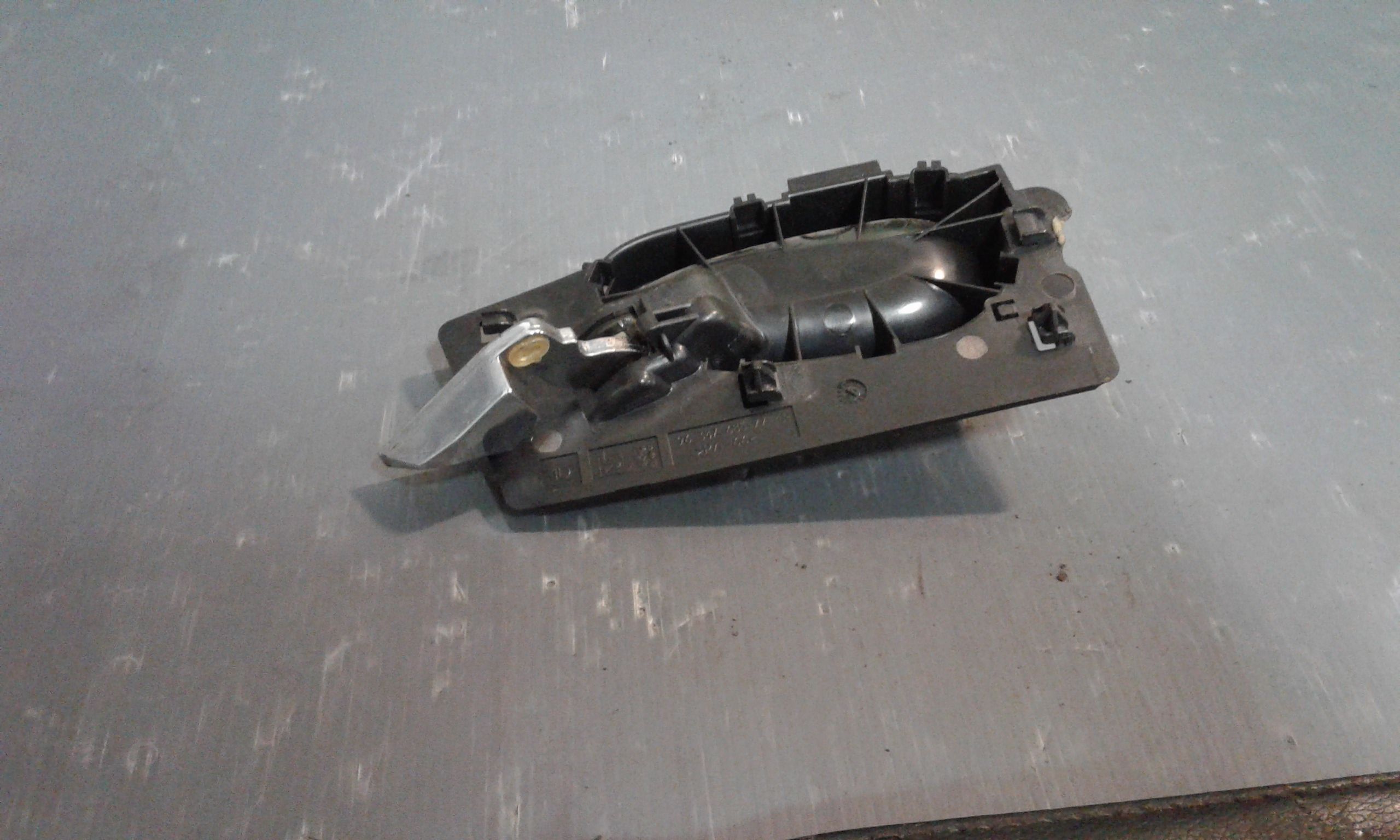 Maniglia Int. Apertura Porta Post. Destro Usato