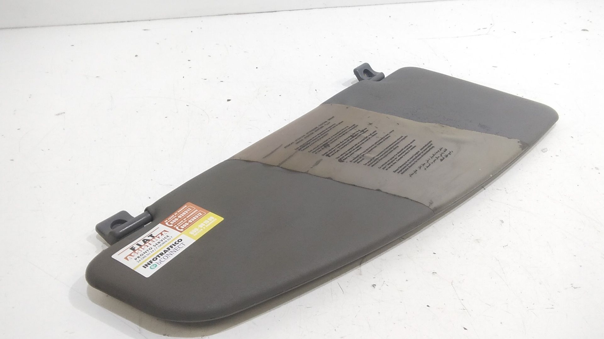 Aletta Parasole Parabrezza Sinistro 735294018 Usato