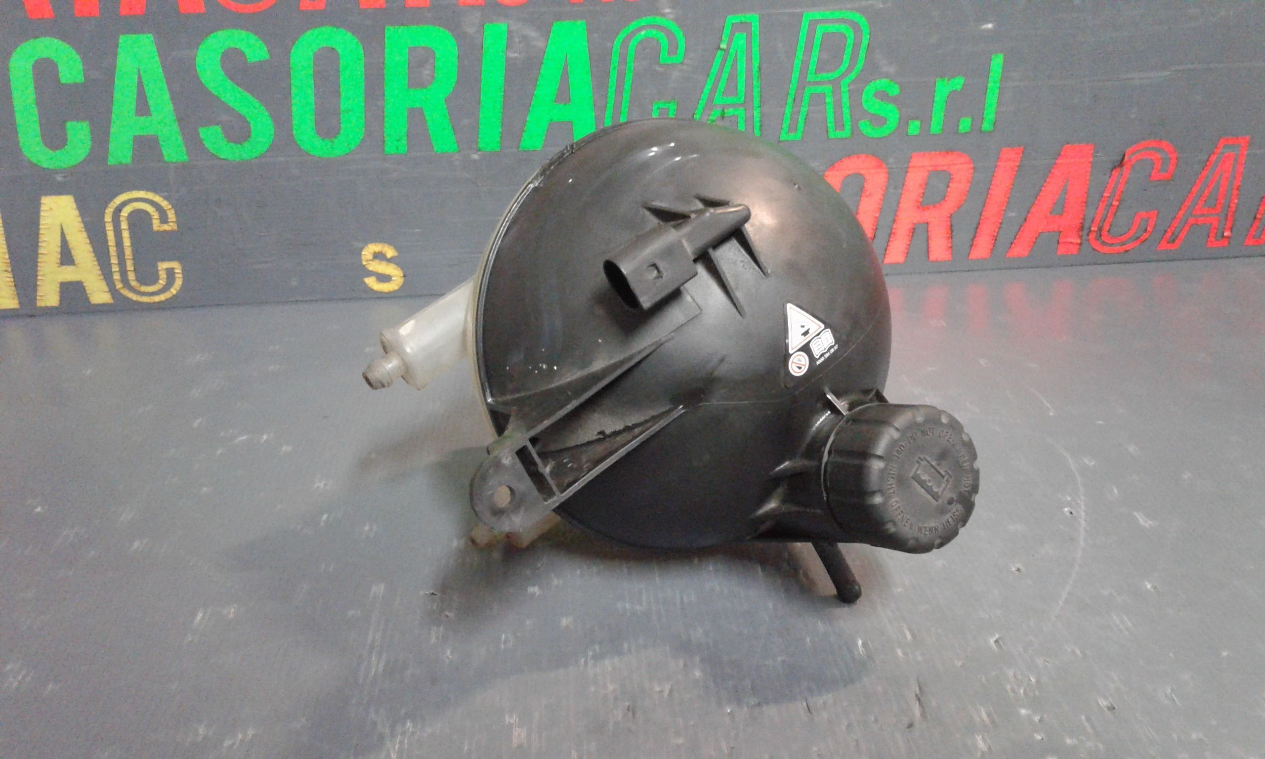 Vaschetta Compensazione Radiatore A1695000049 Usato