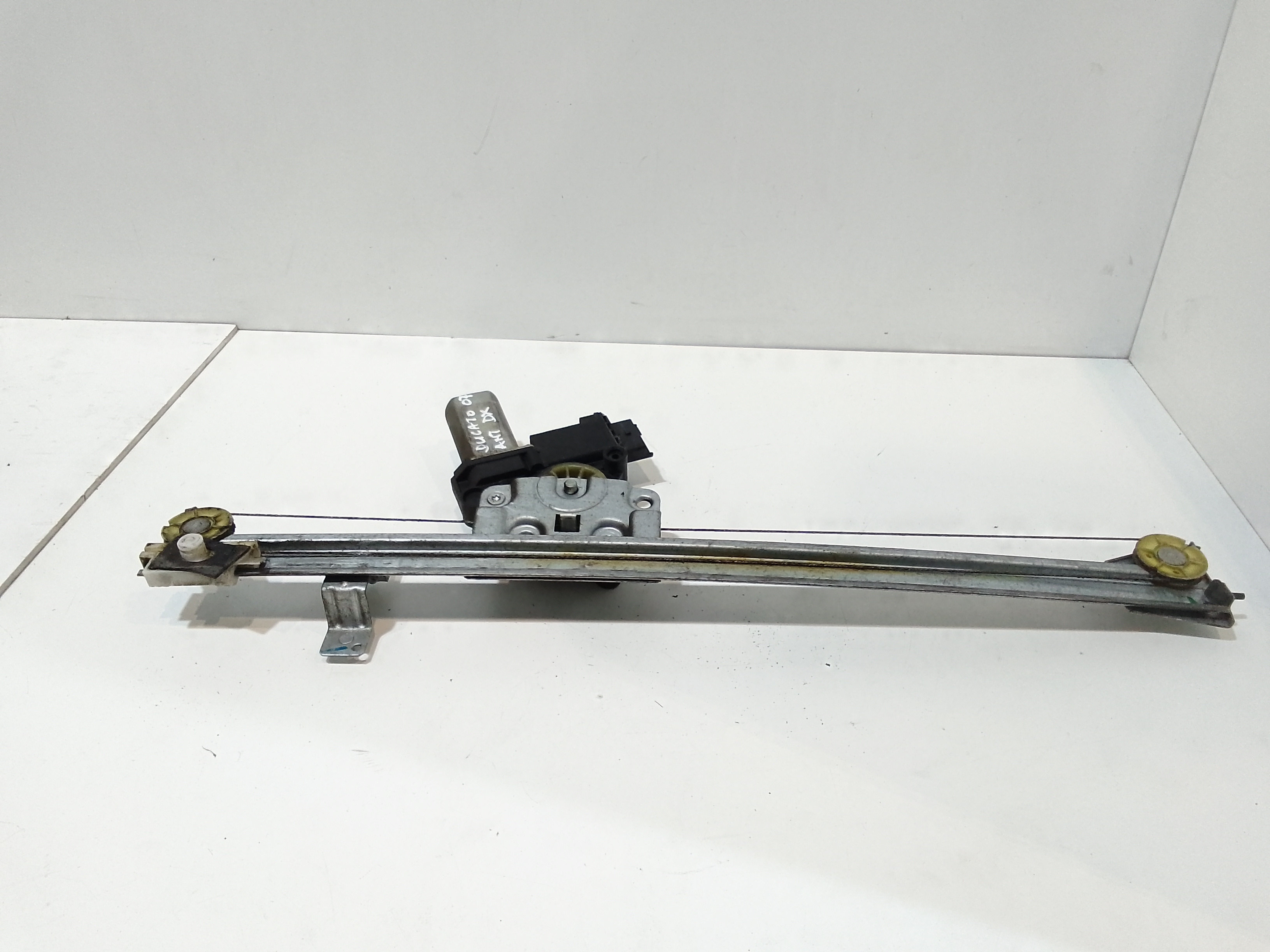 Alzacristallo Porta Ant. Destro Usato