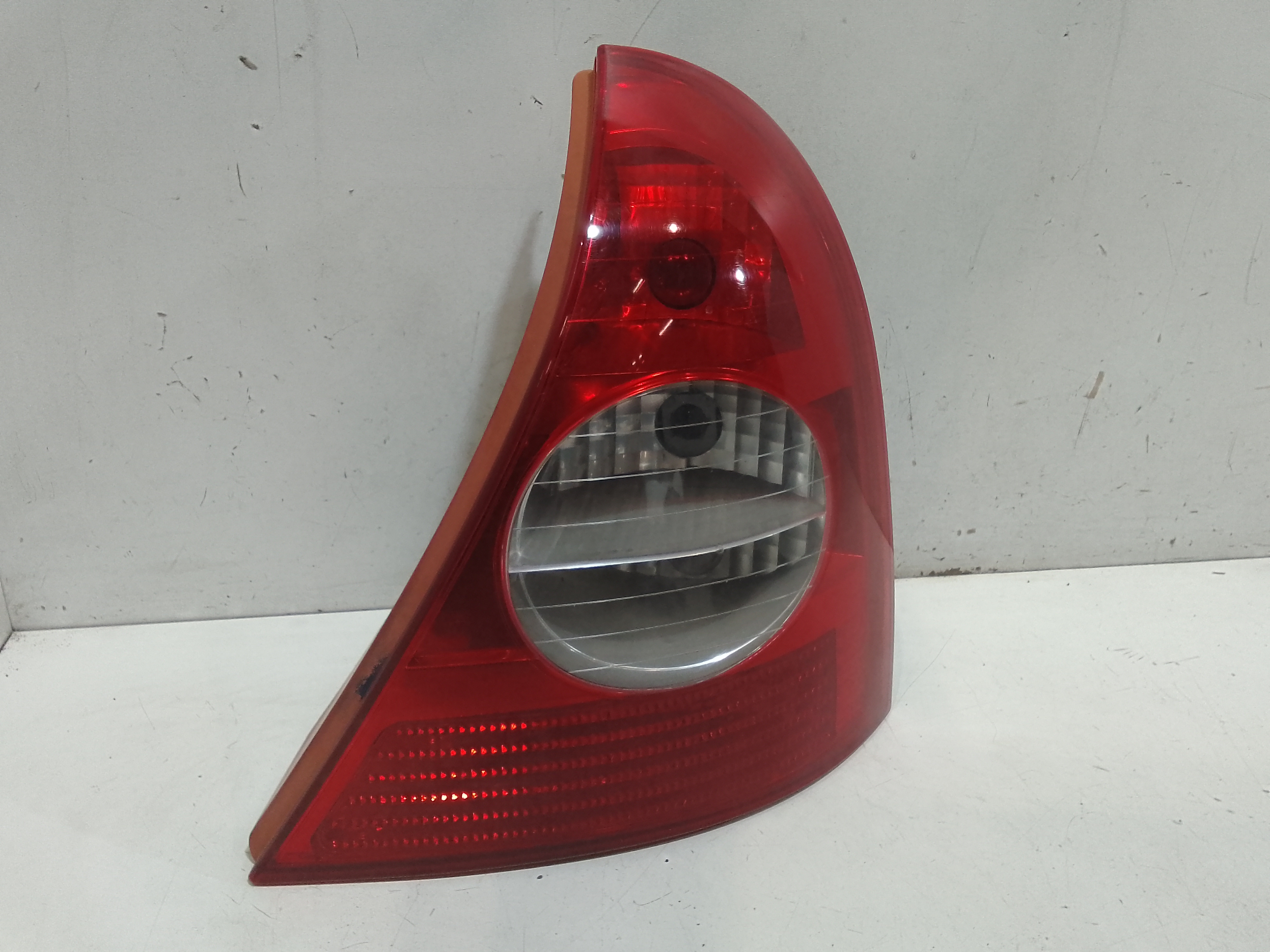 Fanale Post. Destro 8200917487 Usato