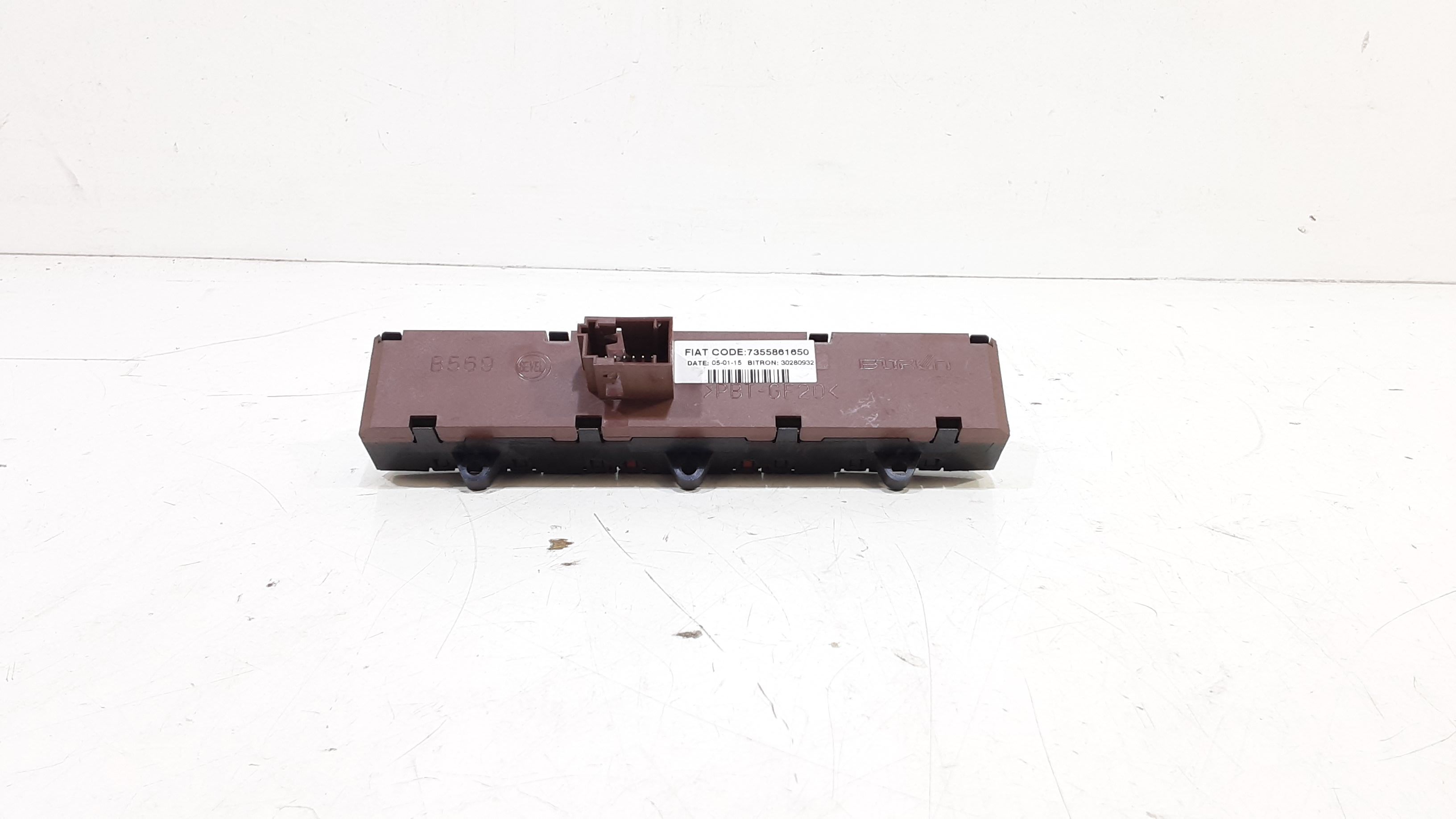 Blocco Comandi Multifunzioni 1612506680 Usato