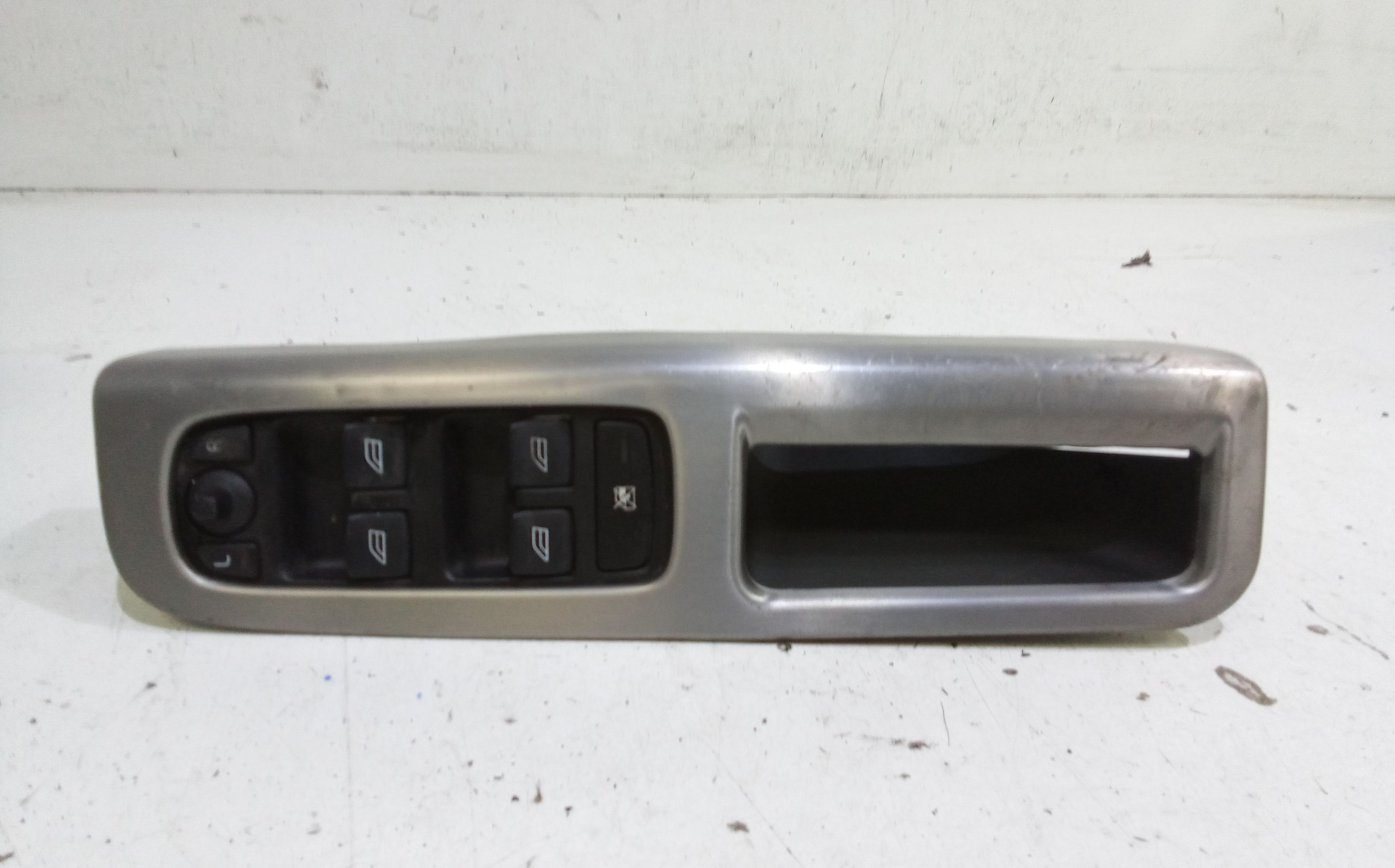 Interruttore Alzacristalli Porta Ant. Sinistro Usato