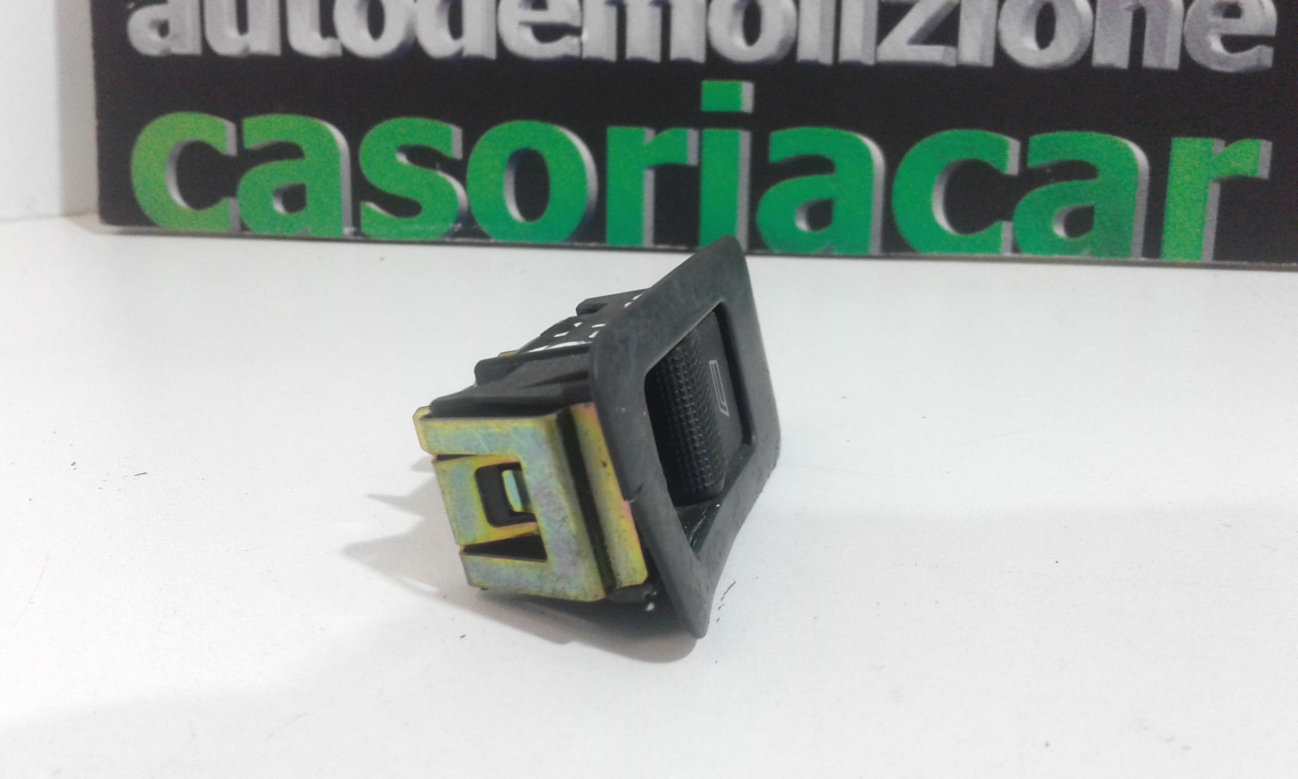 Interruttore Alzacristalli Porta Ant. Destro Usato