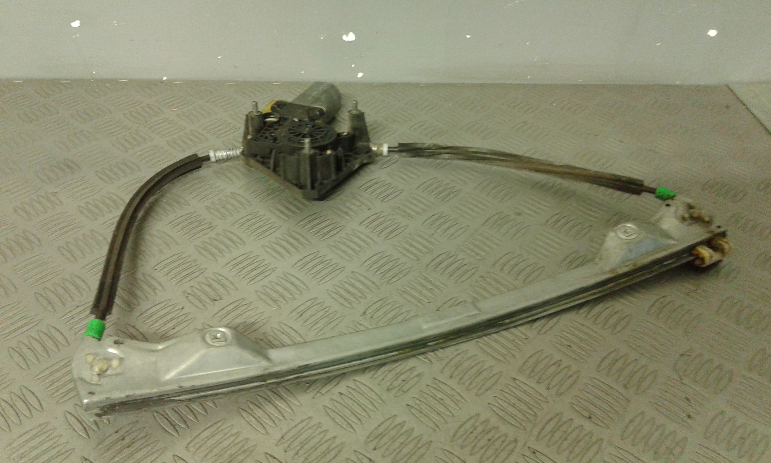 Alzacristallo Porta Ant. Sinistro Usato