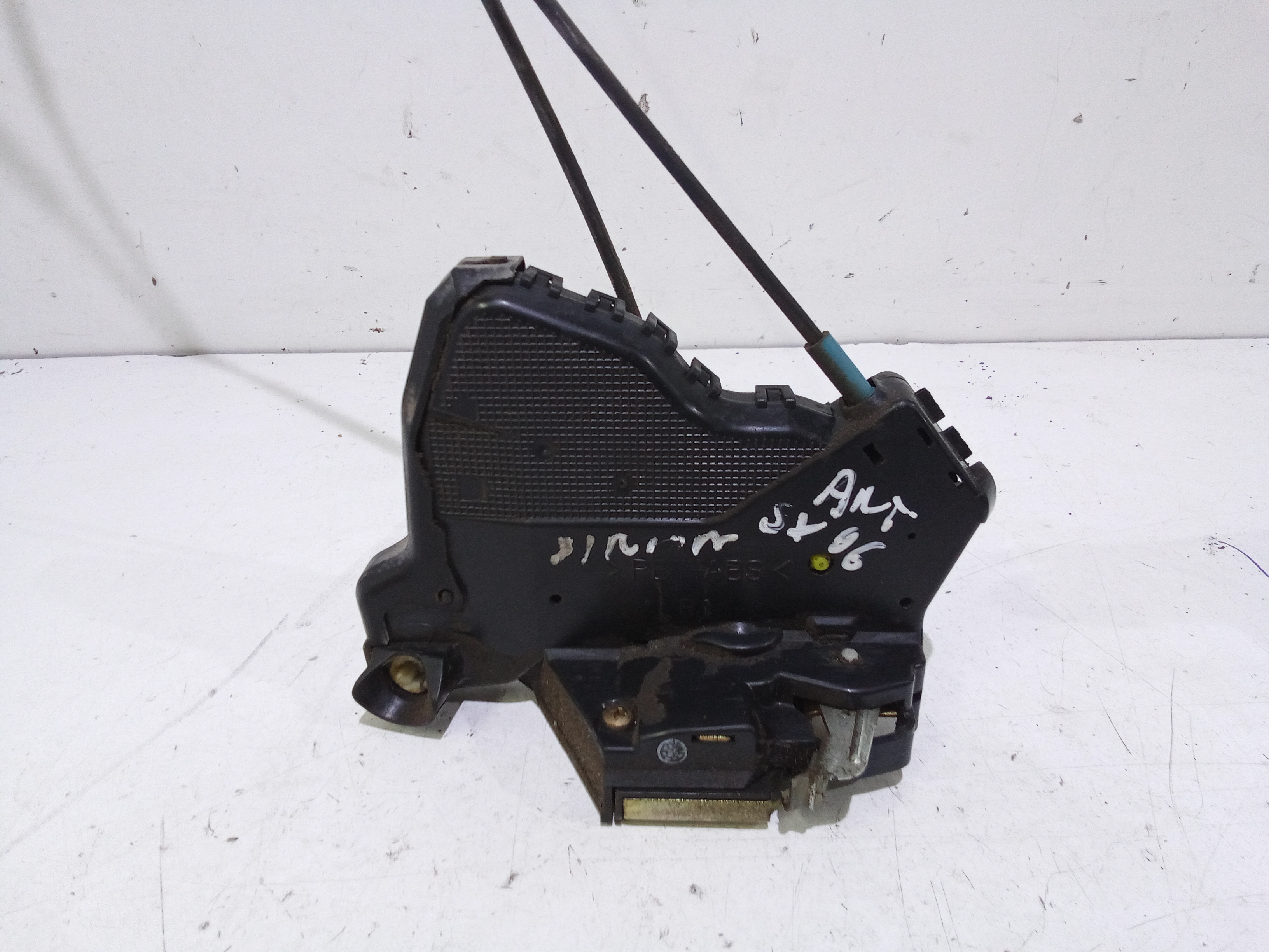 Serratura Porta Ant. Sinistro 69040B1020 Usato