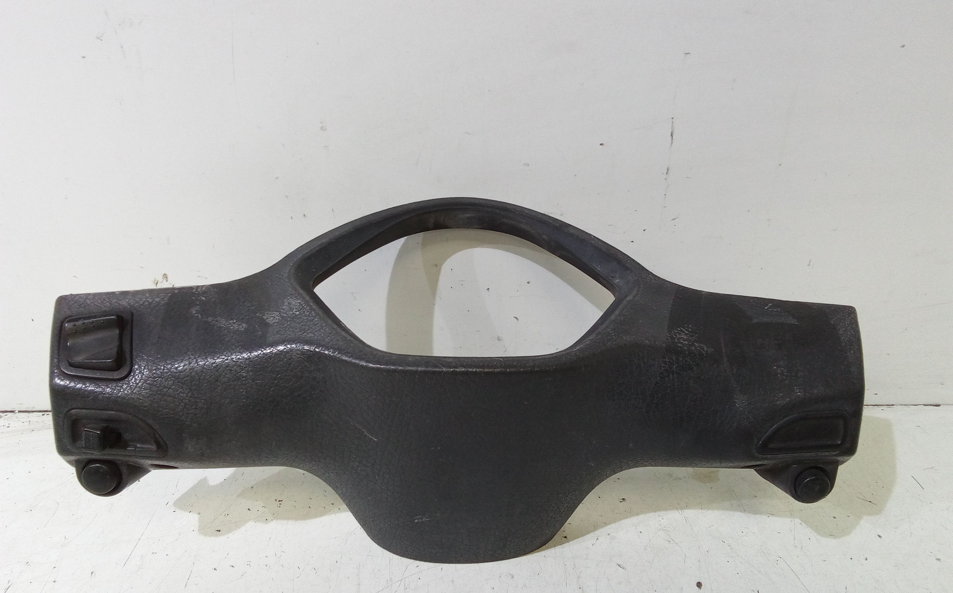 Cornice Portastrumenti Usato