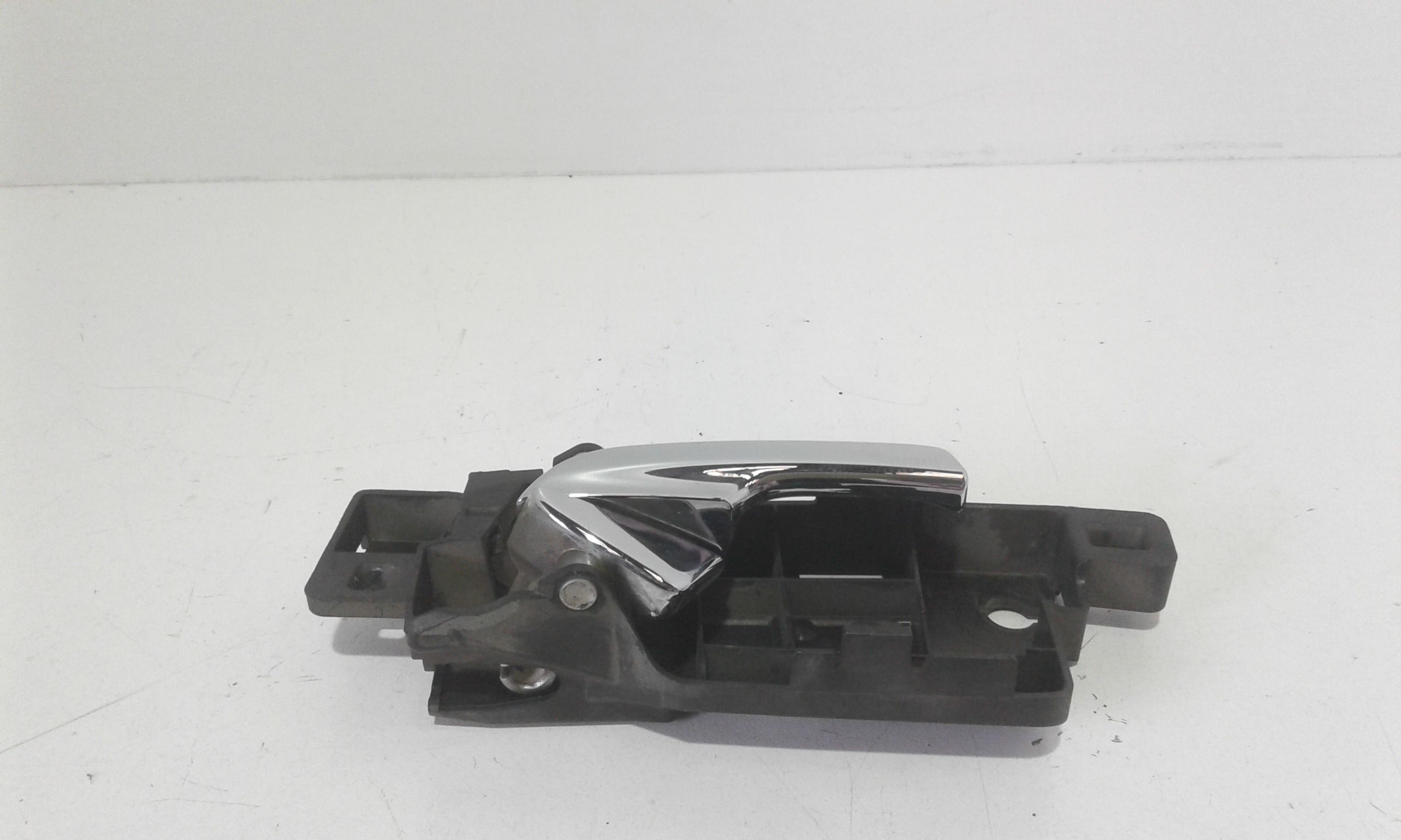 Maniglia Int. Apertura Porta Post. Destro 1475096 Usato