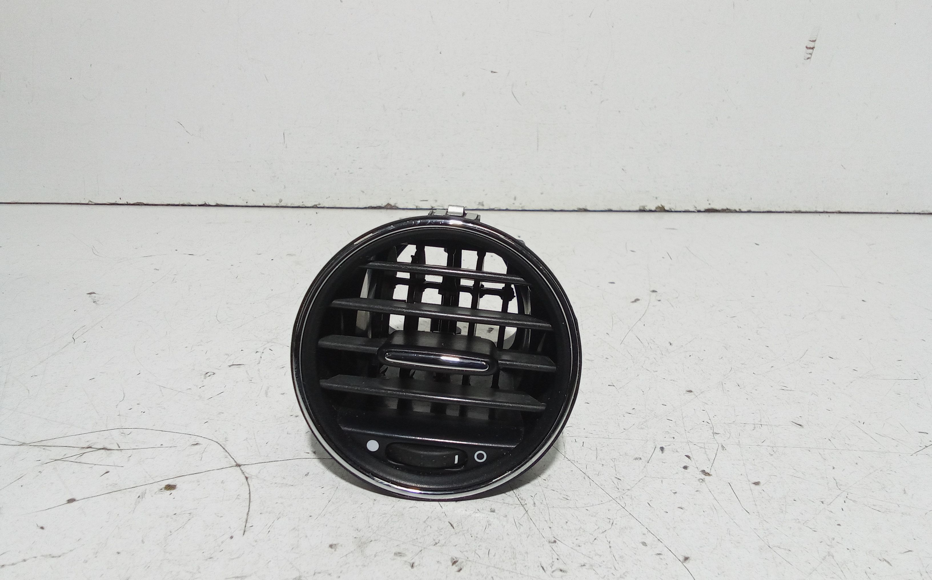 Condotto Aria Bocchette Lat. Cruscotto Sinistro Usato