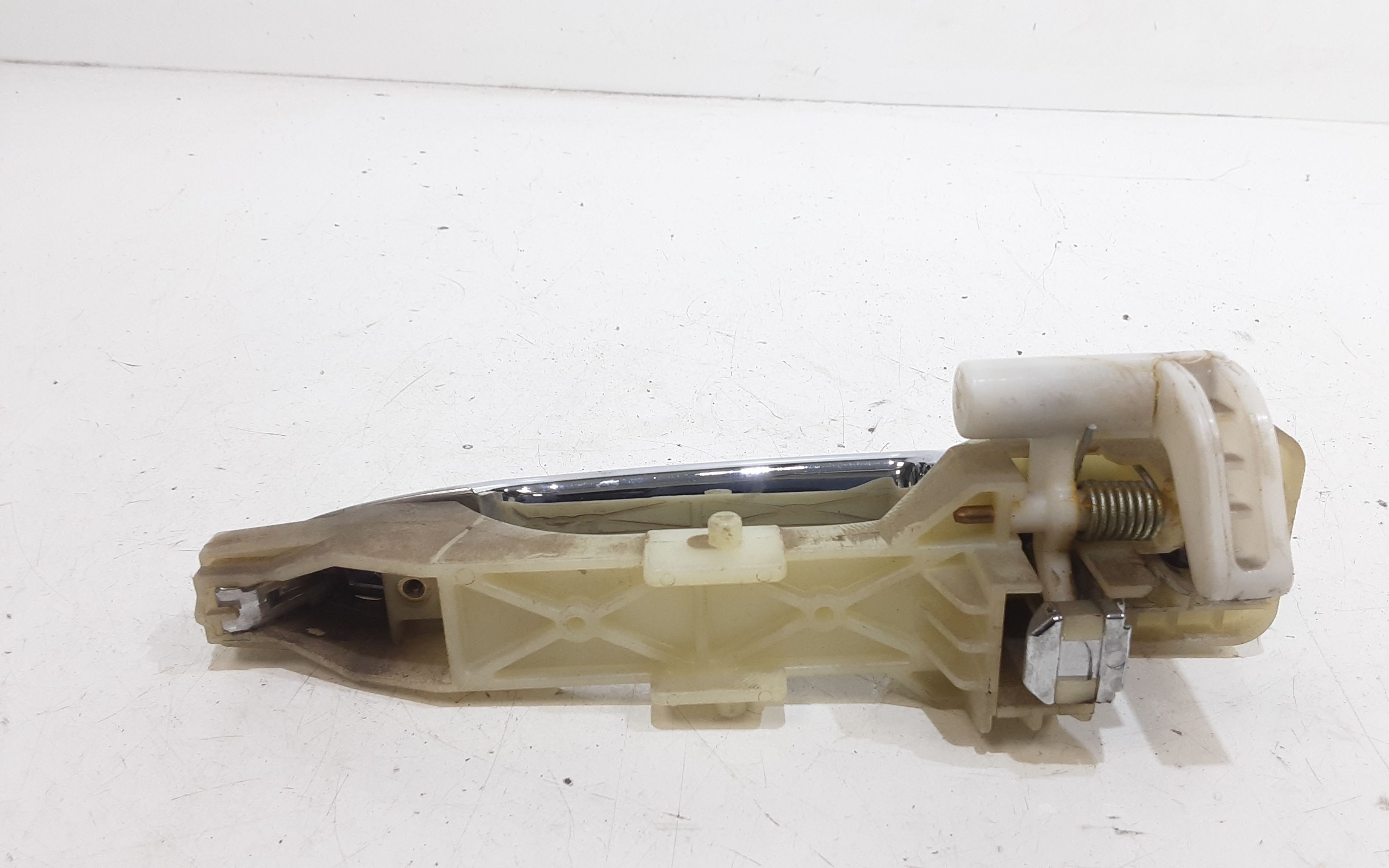 Maniglia Porta Post. Destro 0K2FB72410AXX Usato