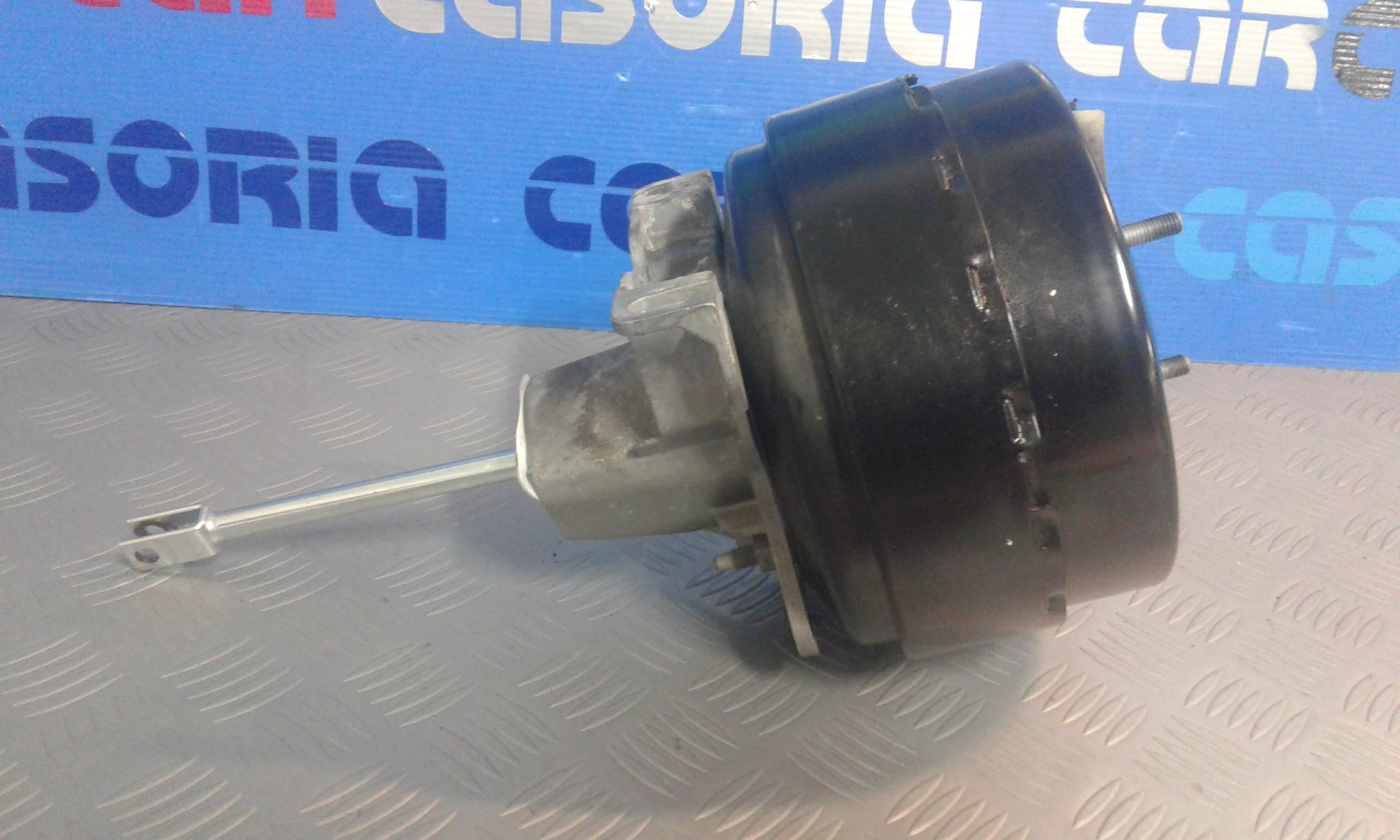 Servofreno A4512900019 Usato