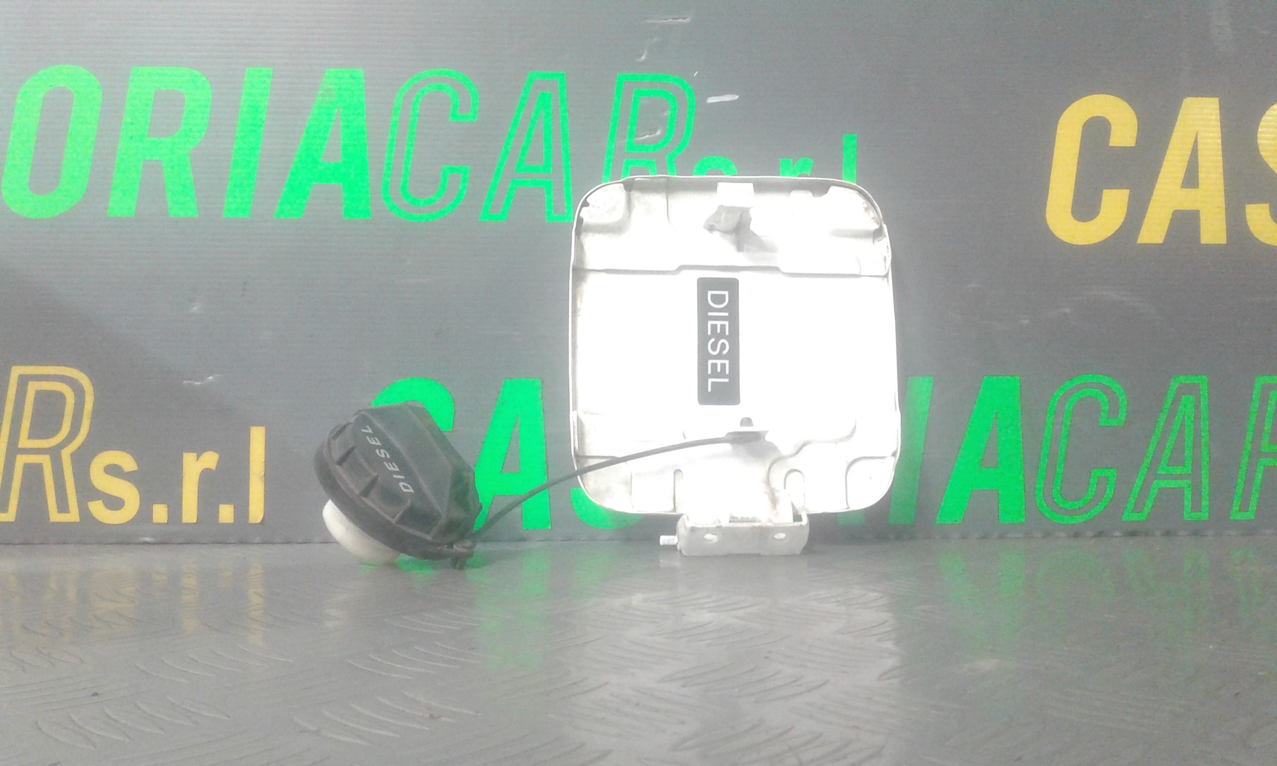 Sportello Carburante Usato