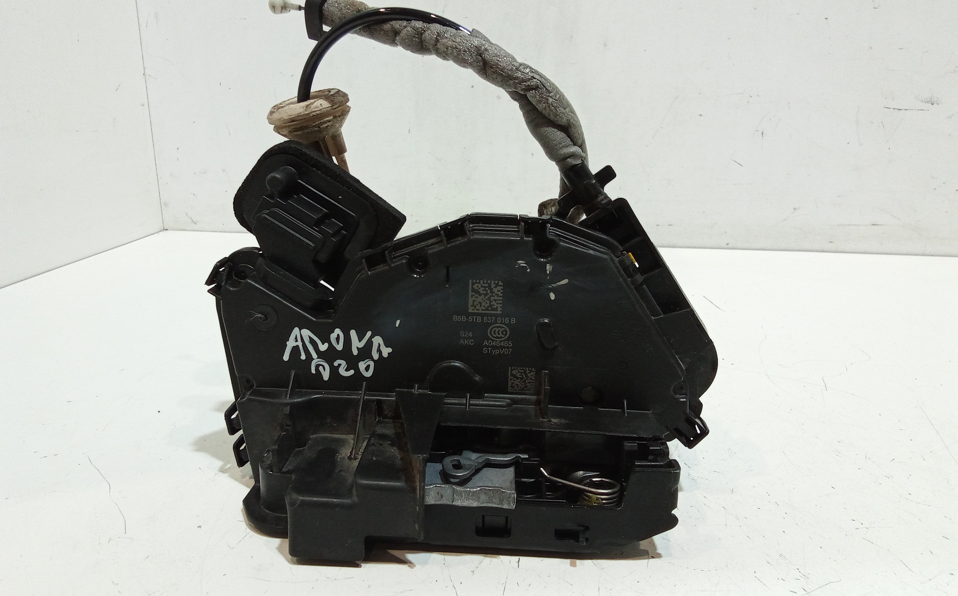 Serratura Porta Ant. Destro 10B837016 Usato