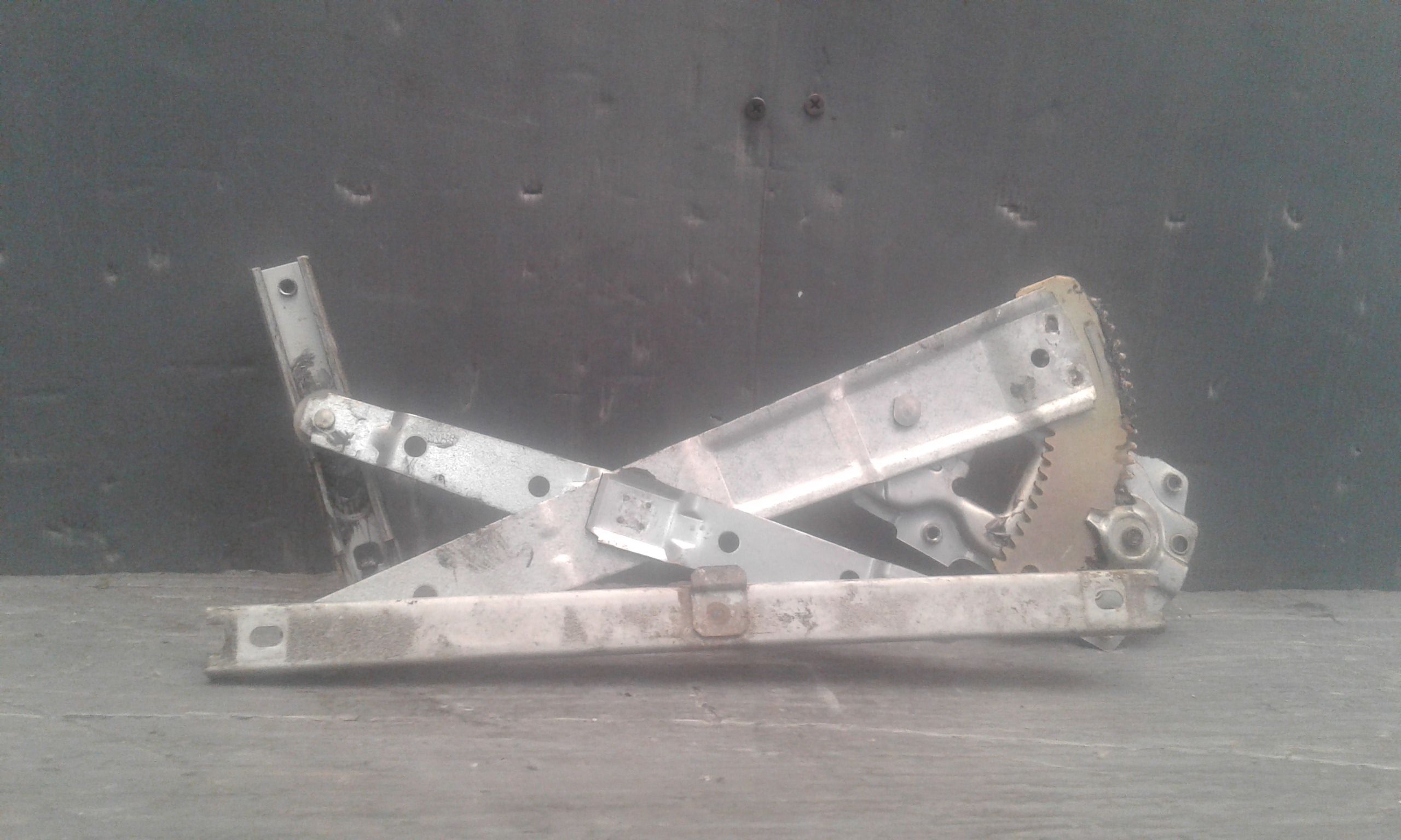 Alzacristallo Porta Post. Destro 96318072 Usato