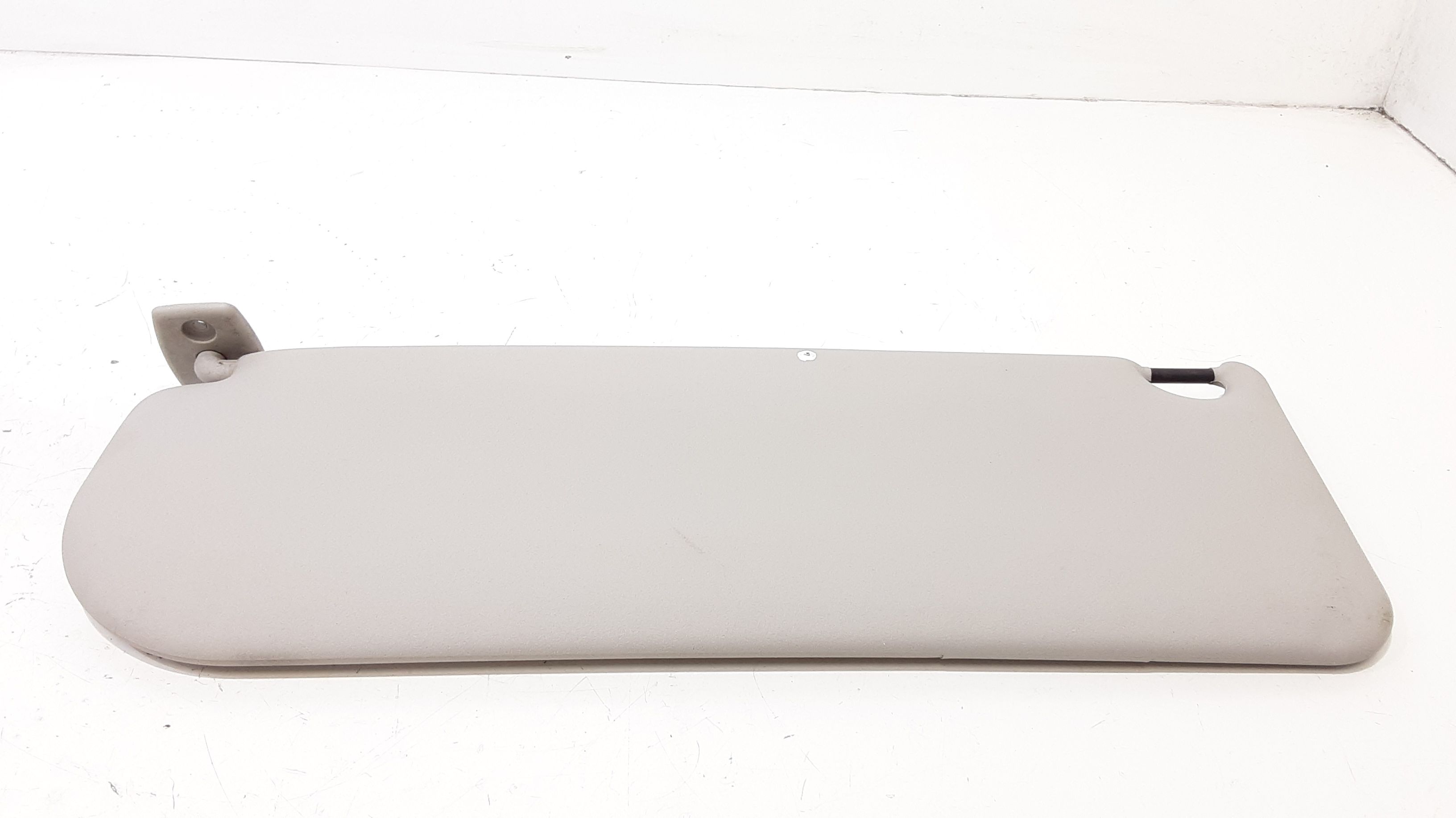 Aletta Parasole Parabrezza Destro 9467004877 Usato