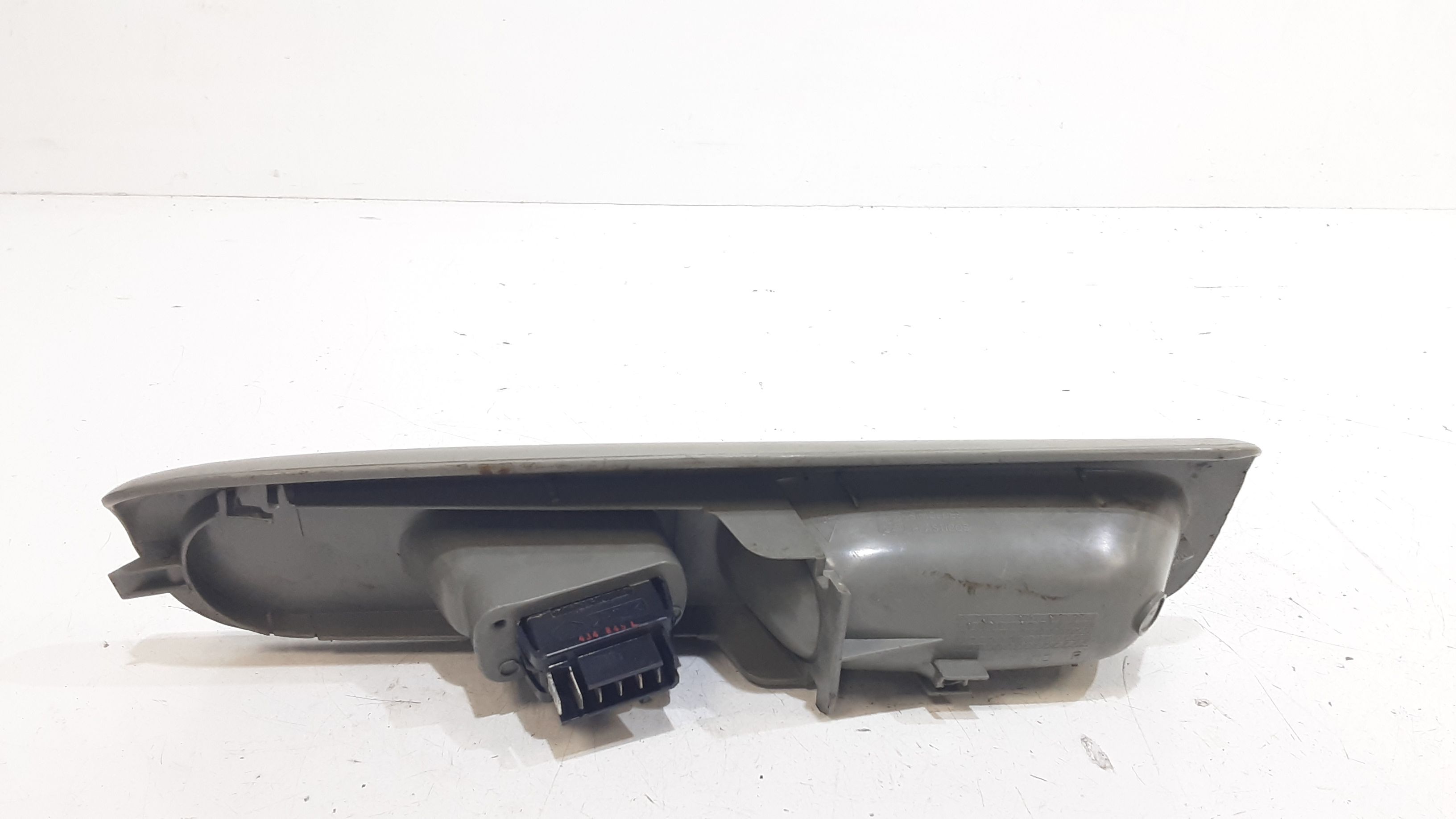 Interruttore Alzacristalli Porta Ant. Destro Usato