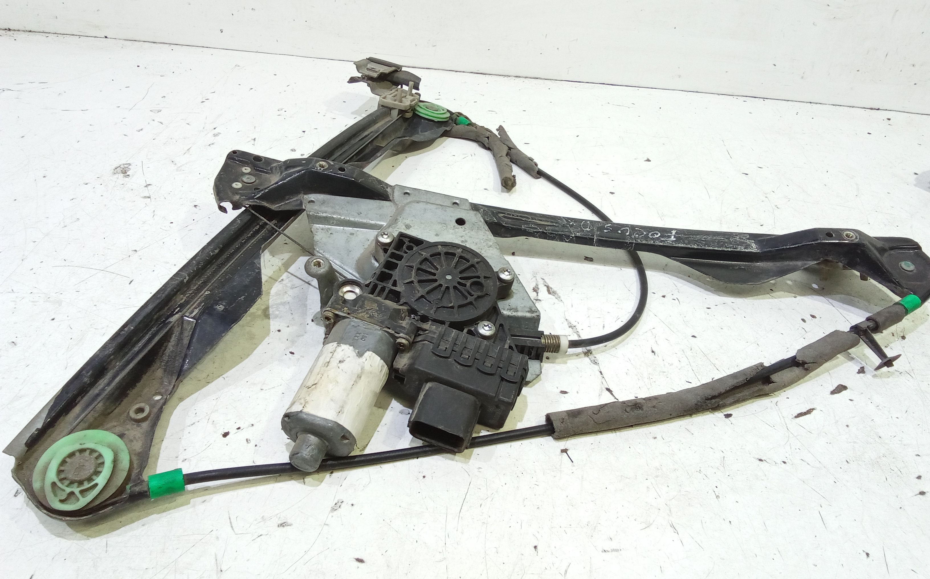 Alzacristallo Porta Ant. Destro Usato