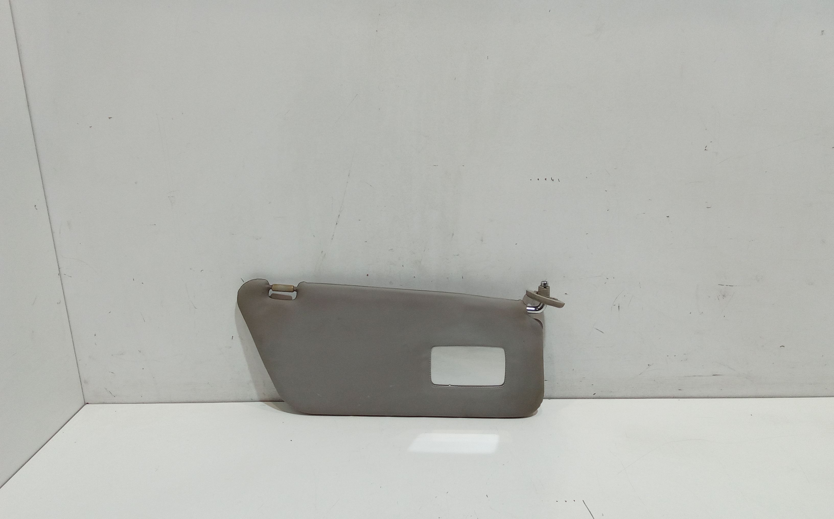 Aletta Parasole Parabrezza Destro 96658514 Usato