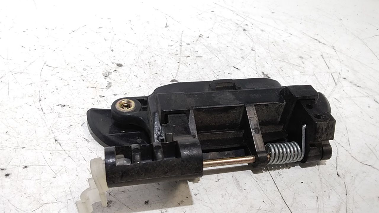 Maniglia Porta Ant. Destro 8266002100CA Usato