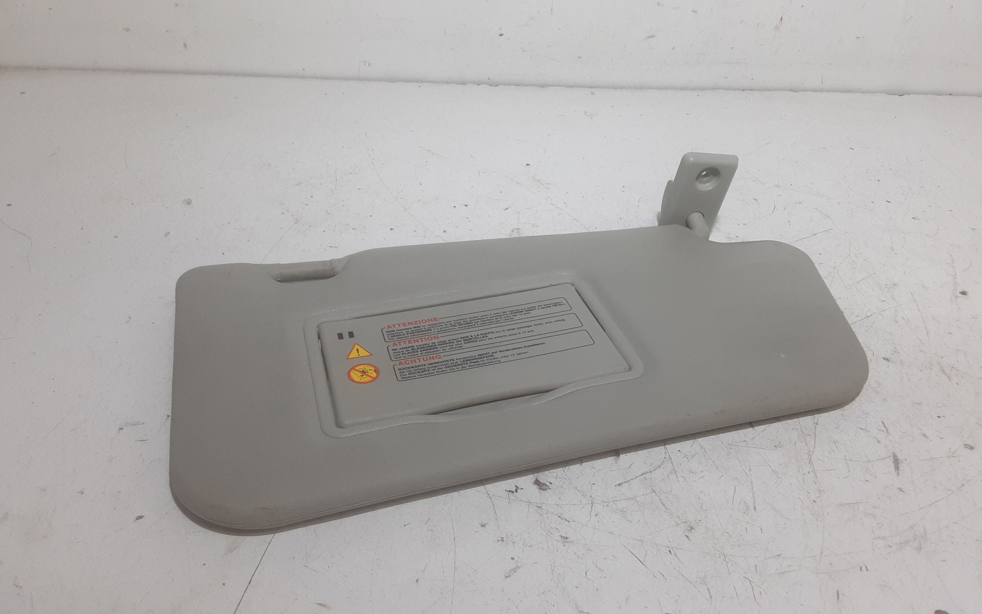 Aletta Parasole Parabrezza Destro Usato