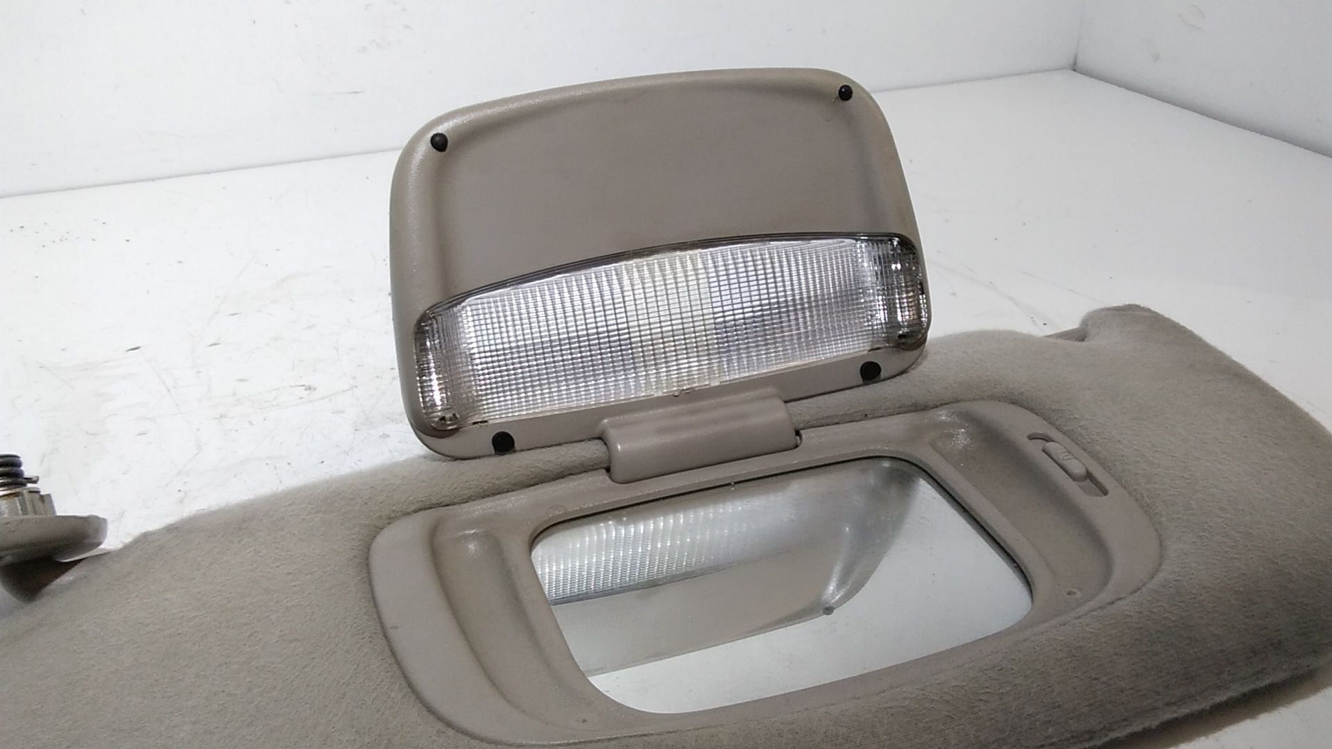 Aletta Parasole Parabrezza Sinistro Usato