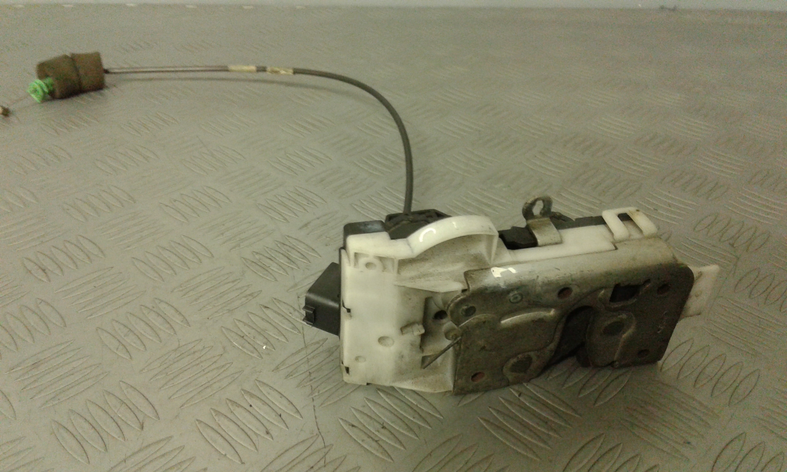 Serratura Porta Post. Sinistro 4057989 Usato