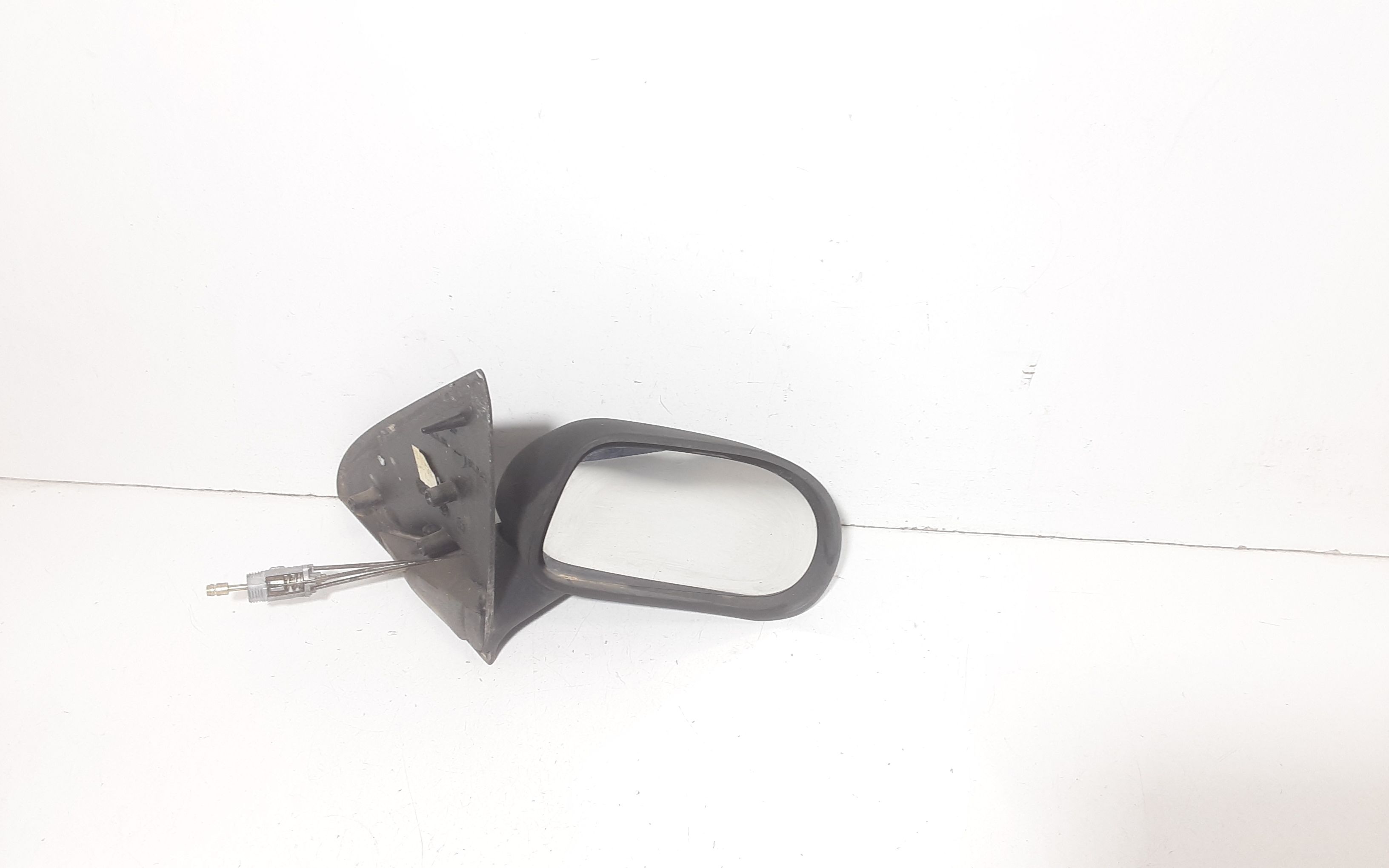 Retrovisore Est. Destro Usato