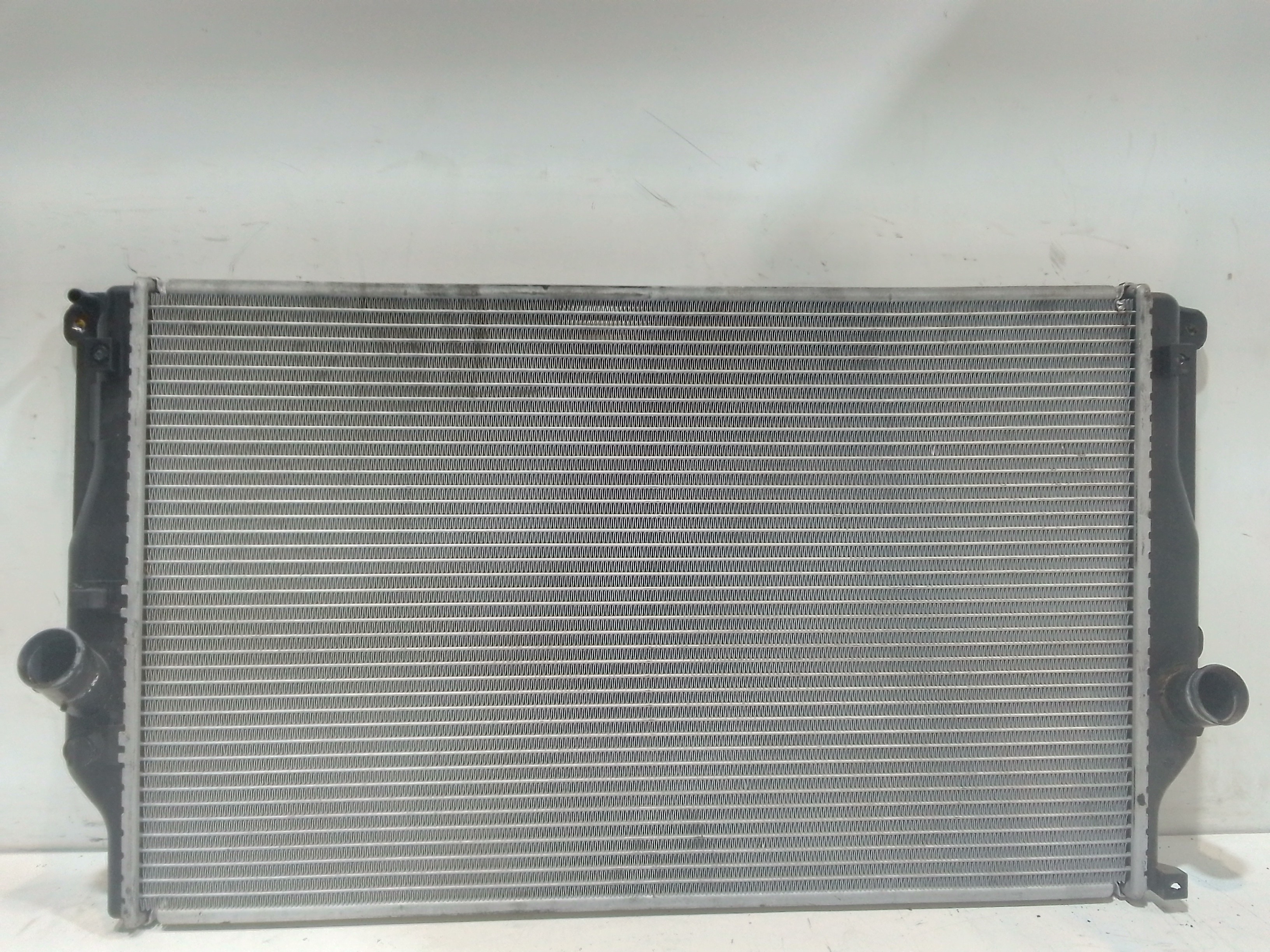 Radiatore 1640028560 Usato