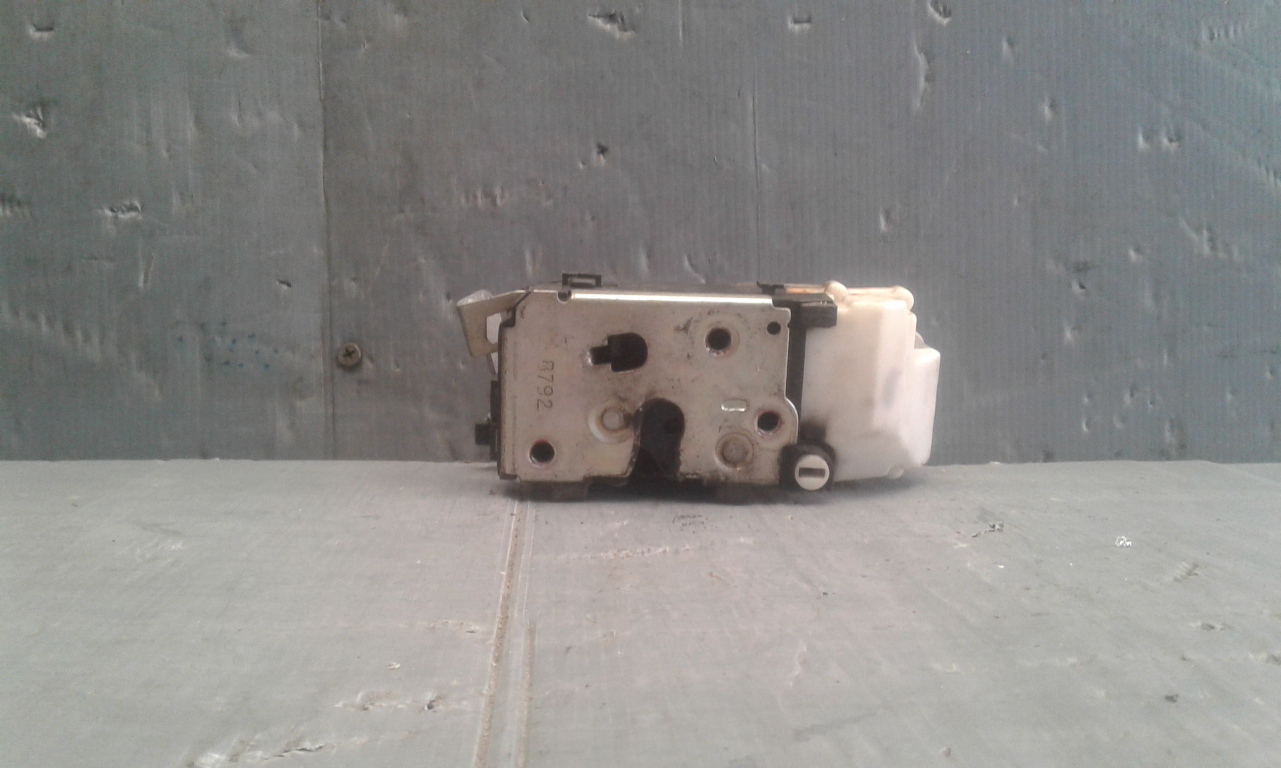 Serratura Porta Post. Destro 46827780 Usato