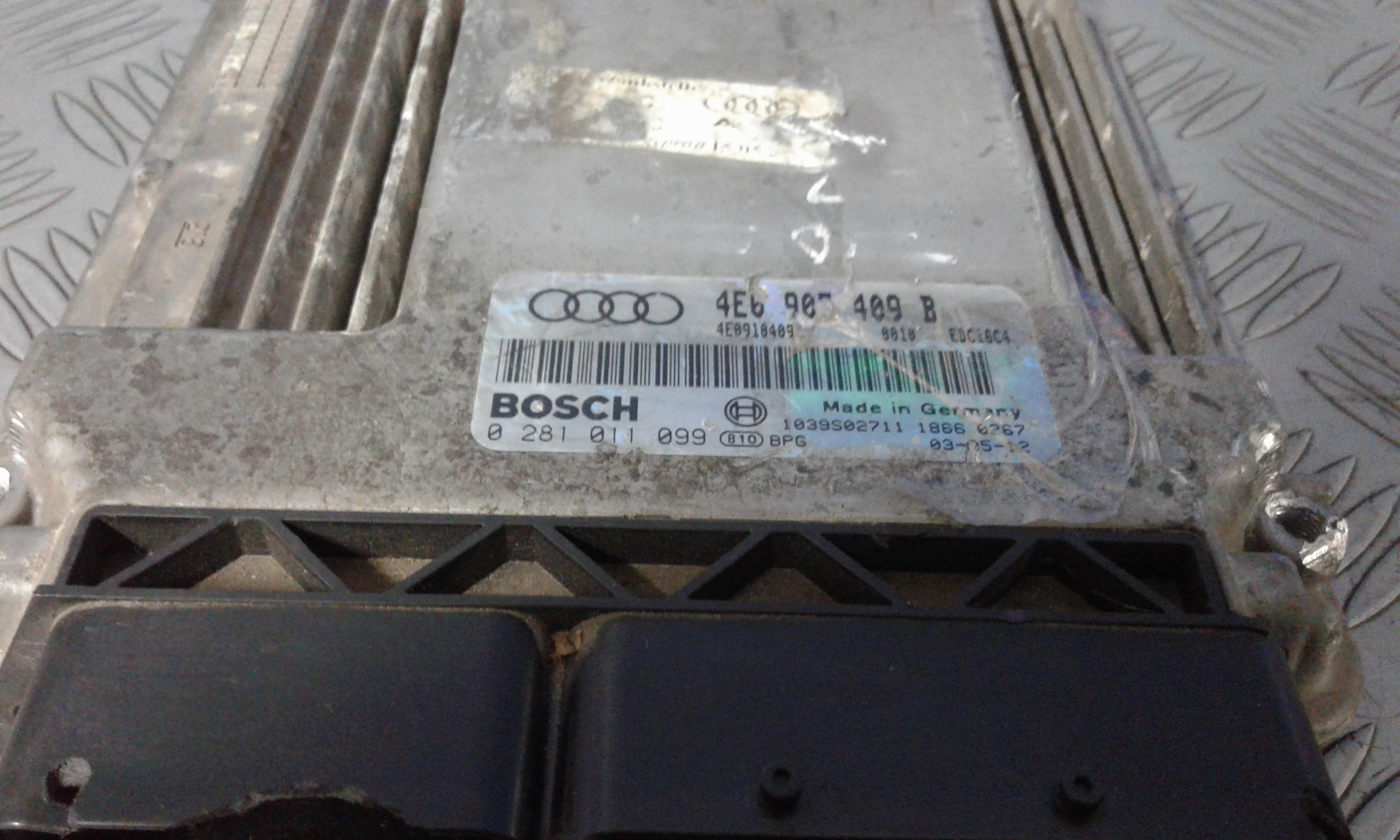 Centralina Iniezione 4E0910559X Usato