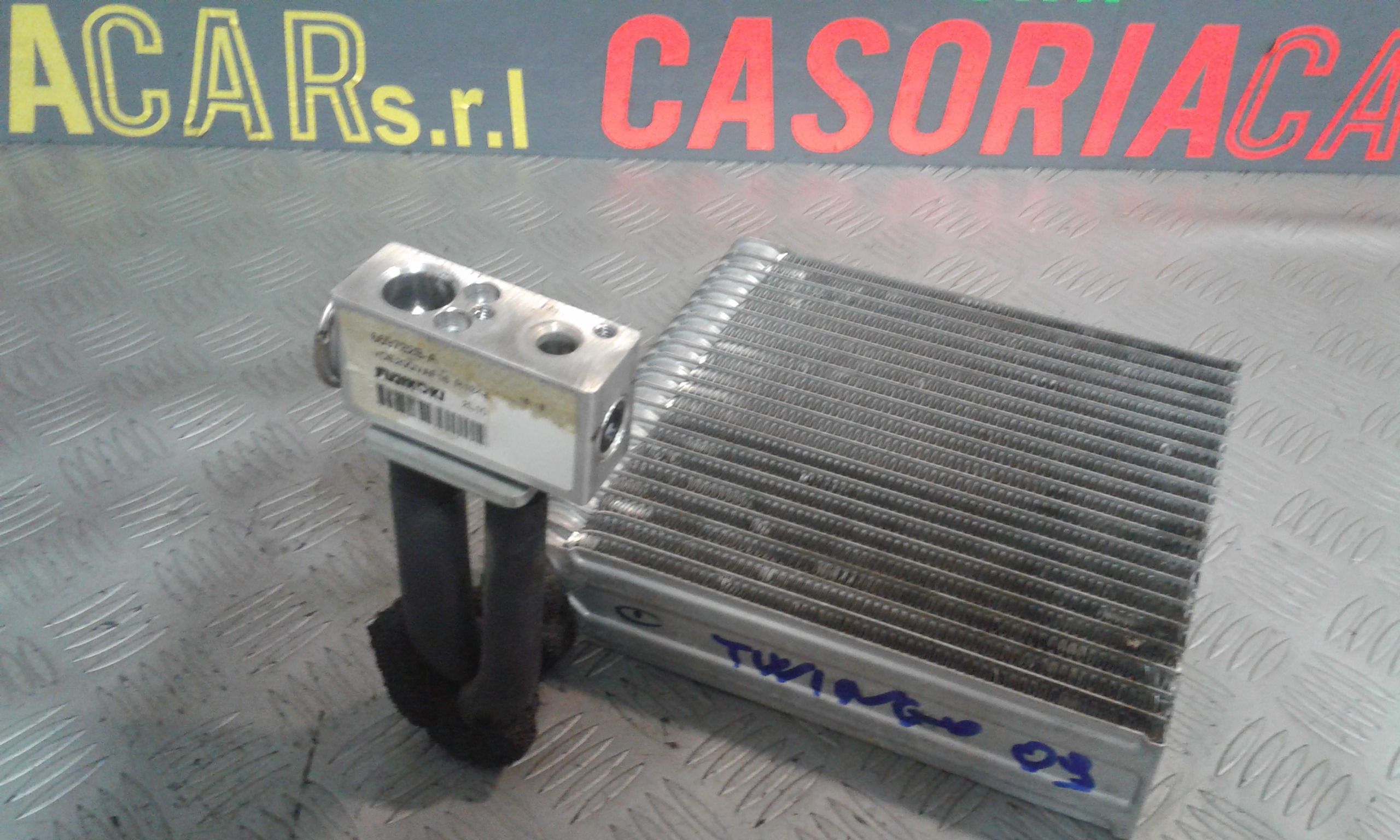 Radiatore Riscaldamento 7701208766 Usato