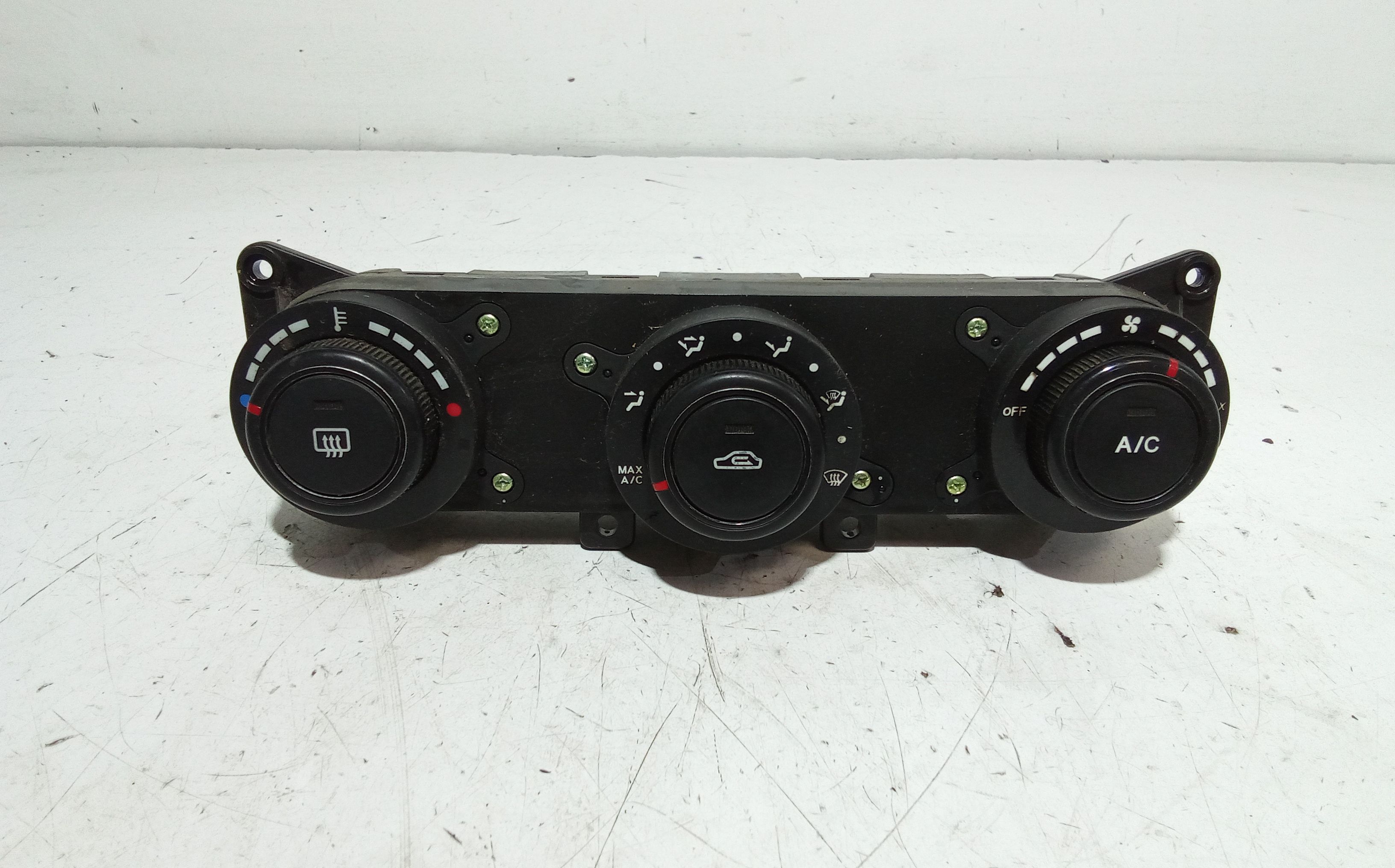 Blocco Comando Climatizzazione 972501H000EQ Usato