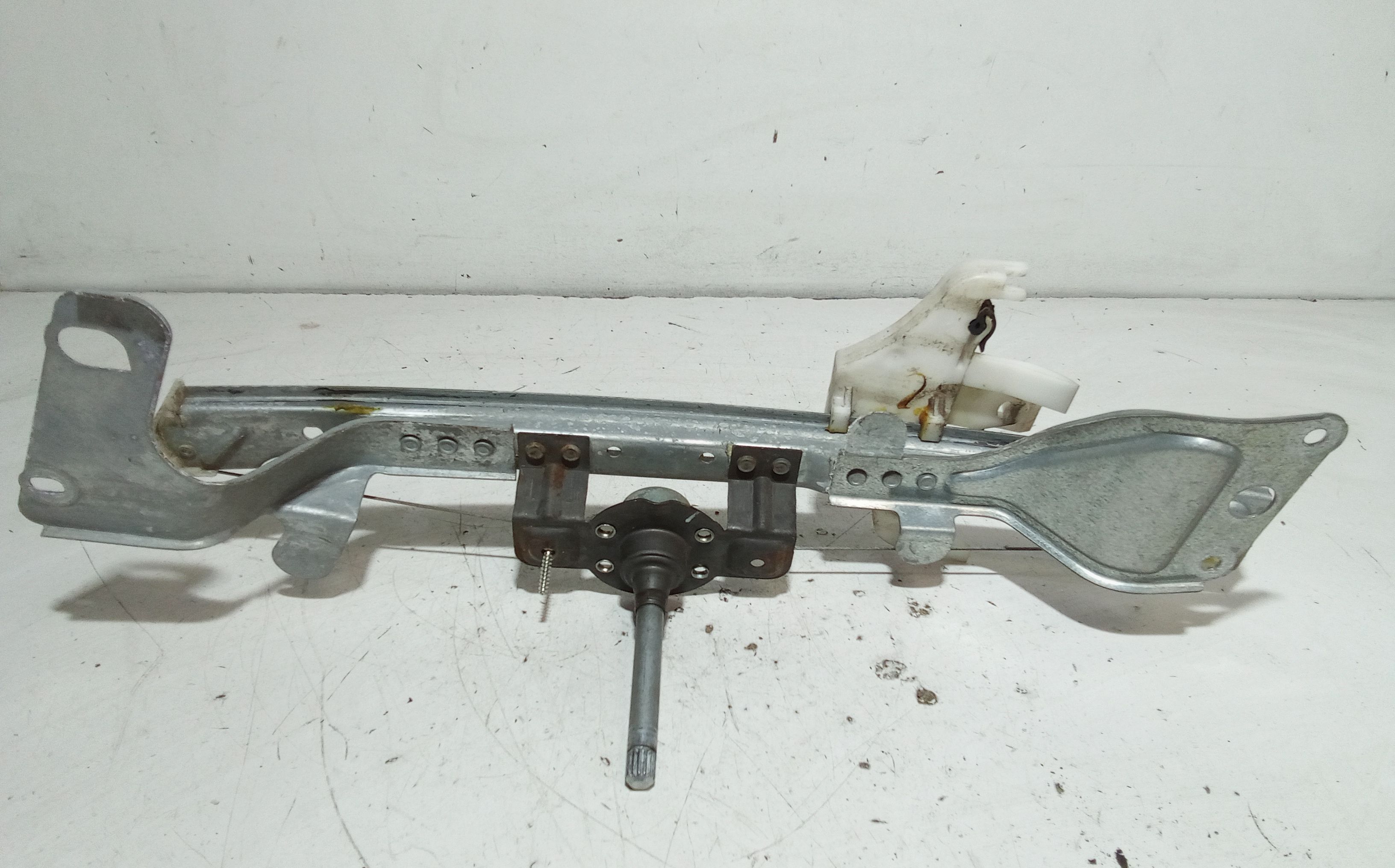 Alzacristallo Porta Post. Sinistro 1449294 Usato