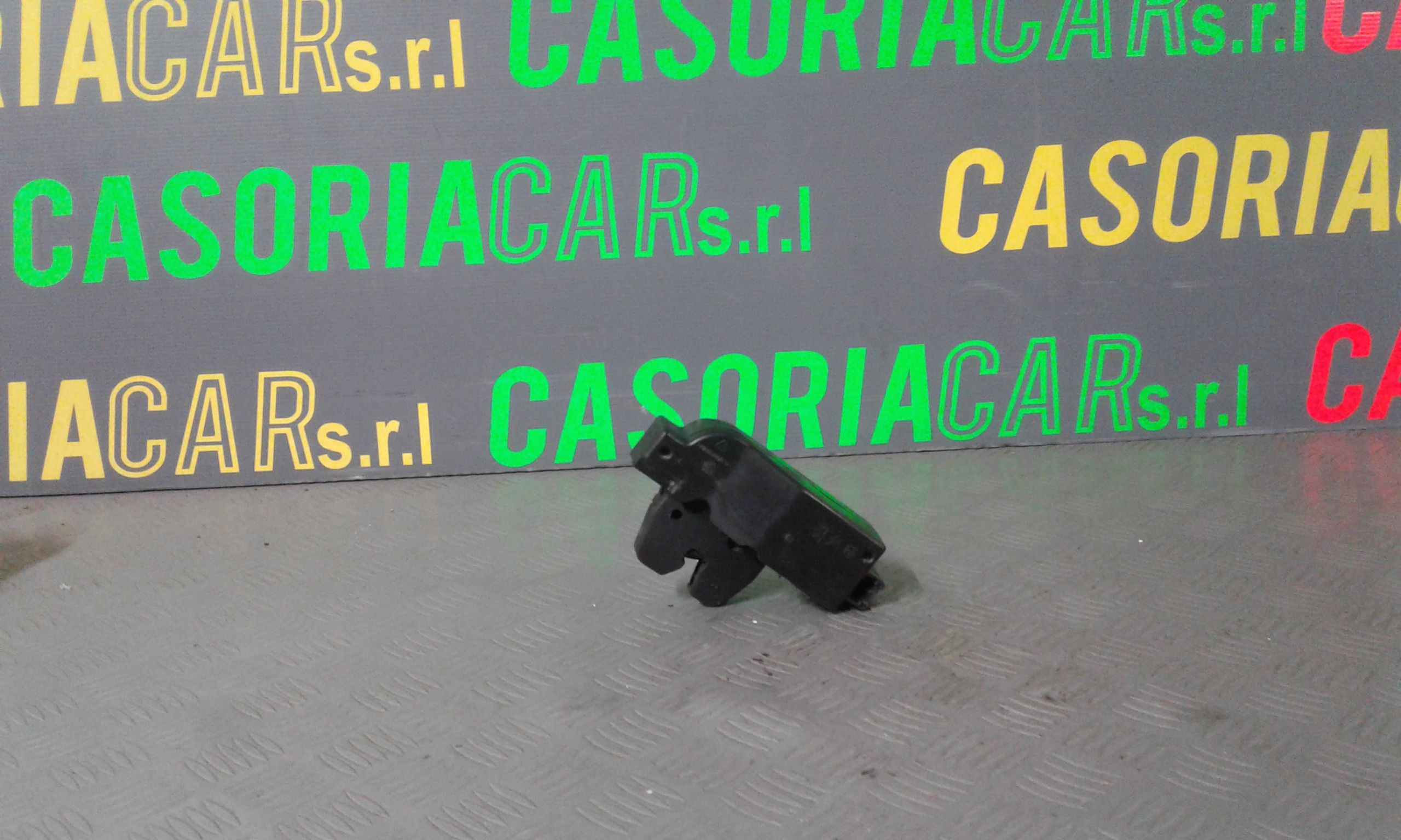 Serratura Cofano Post. Usato