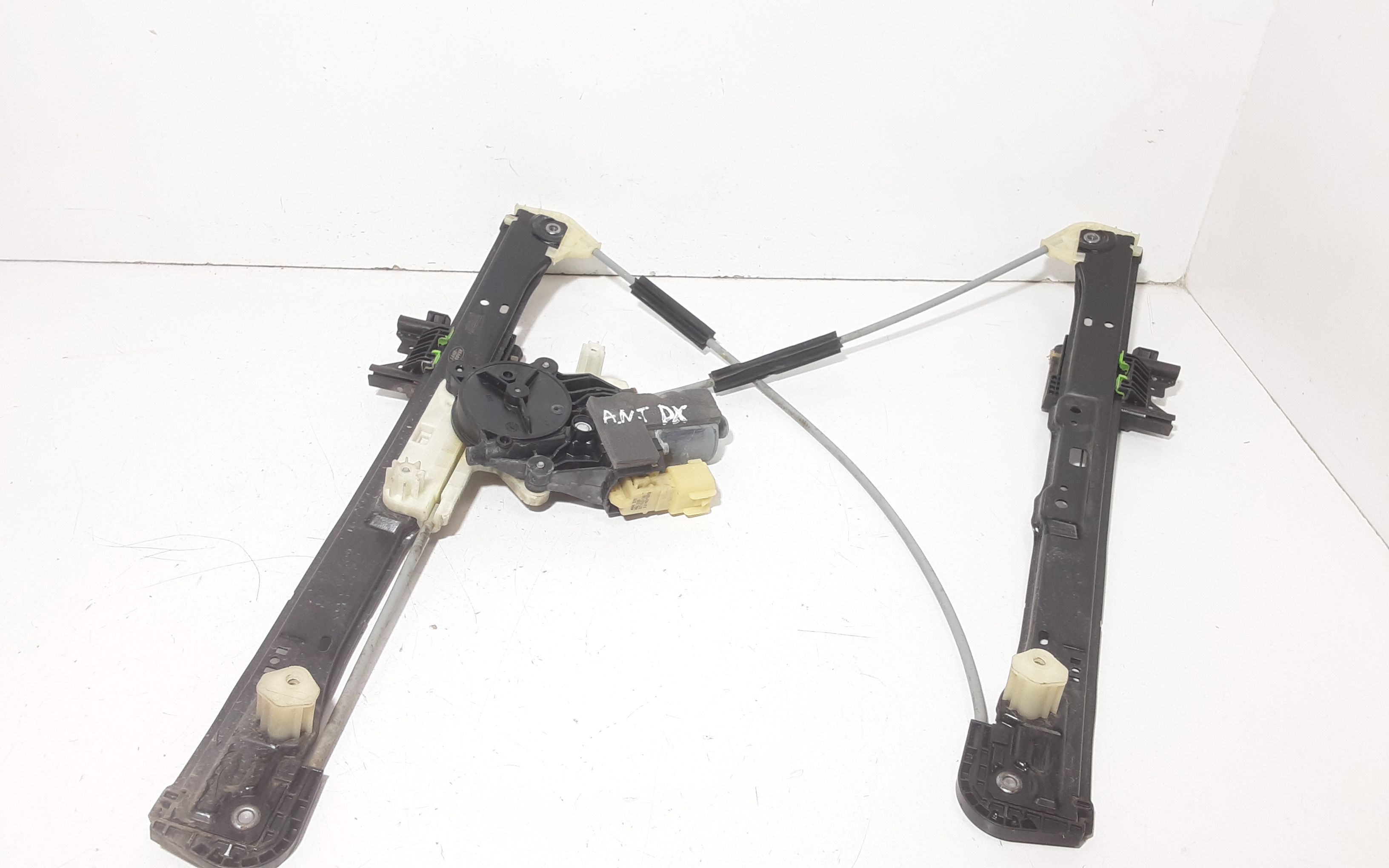 Alzacristallo Porta Ant. Destro Usato