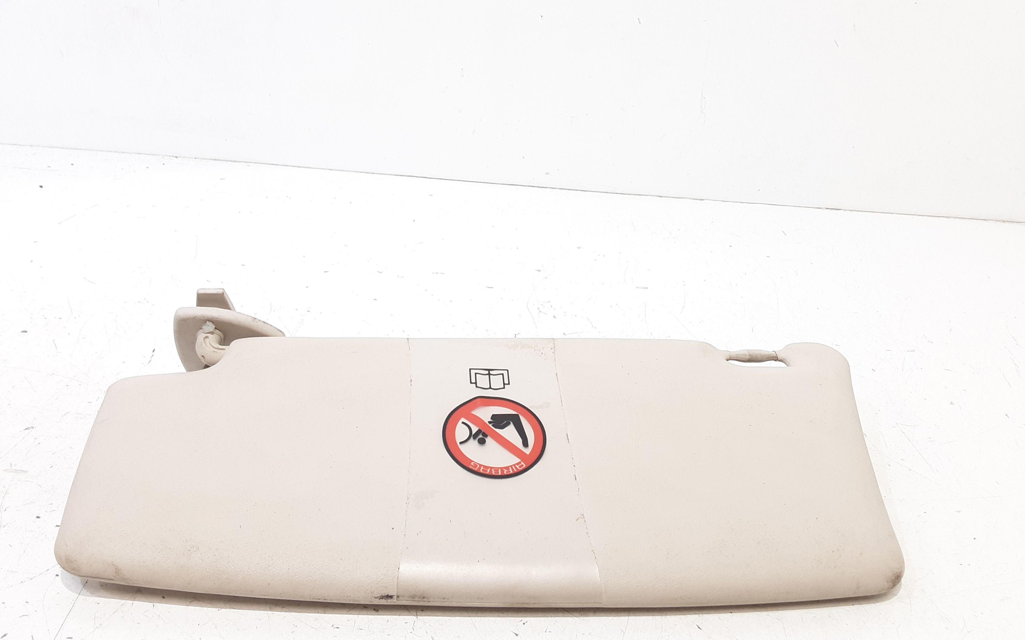 Aletta Parasole Parabrezza Destro 735407871 Usato